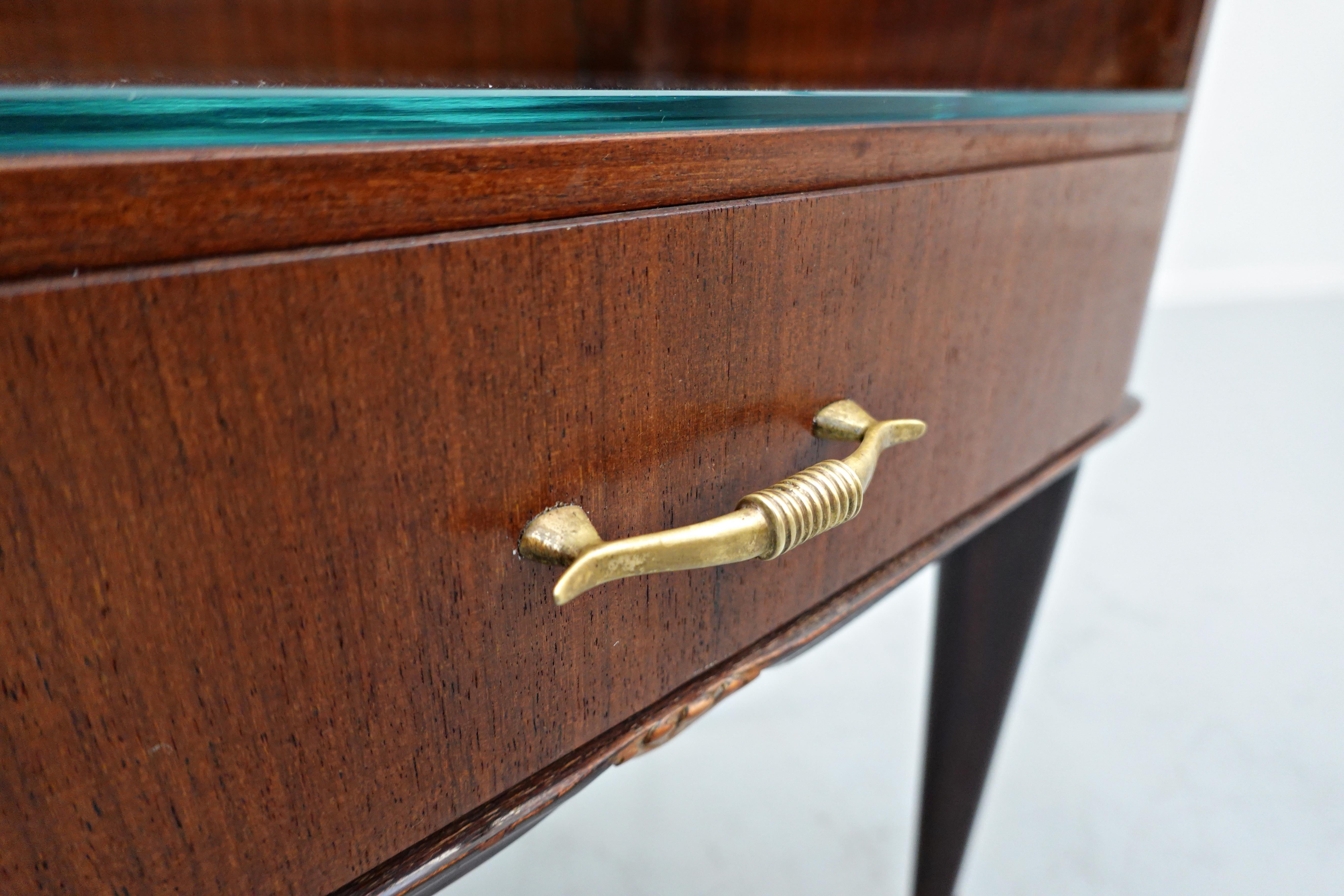 Pair of Mid-Century Modern  Nightstands Attributed to Osvaldo Borsani 5