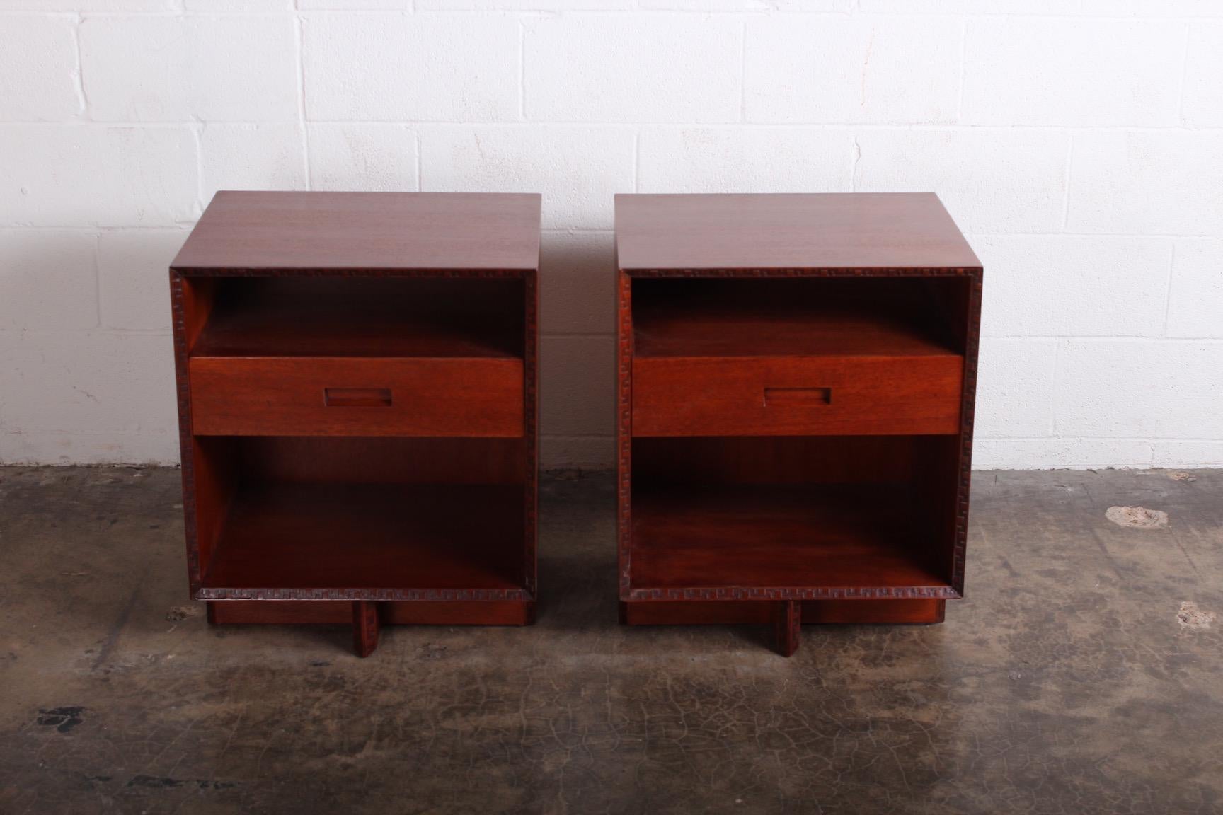 Pair of Nightstands by Frank Lloyd Wright for Henredon In Good Condition In Dallas, TX