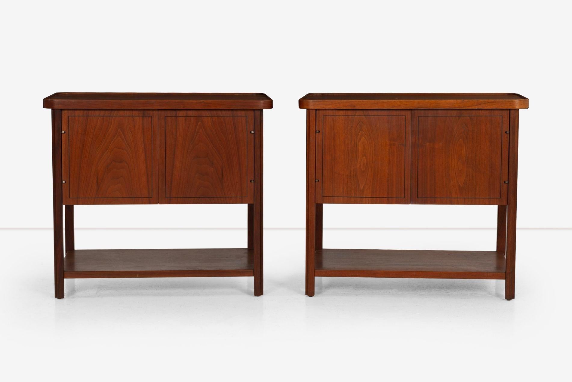 Pair of Nightstands by Jack Cartwright for Founders Furniture
Oiled walnut, radius top with 1/4