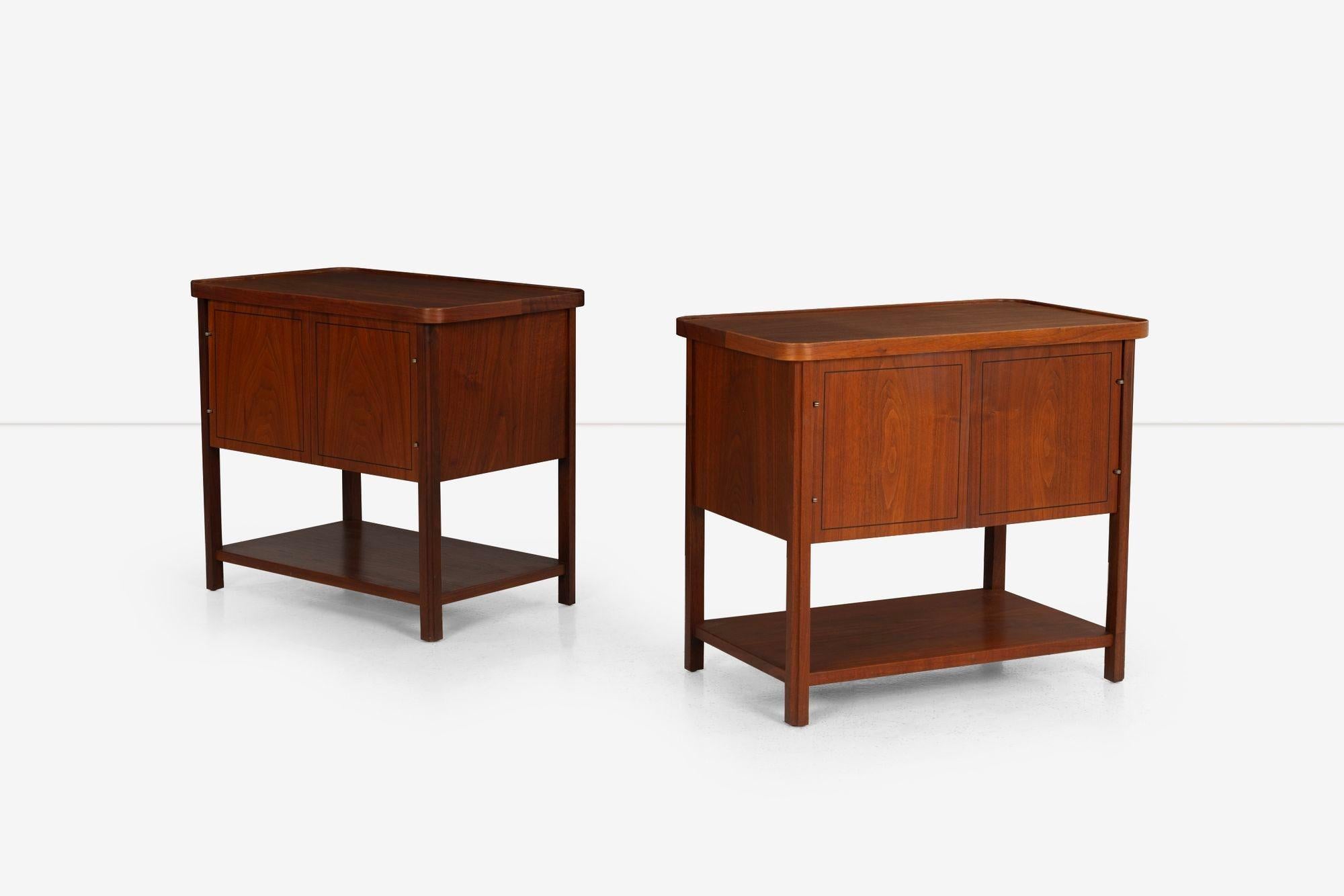 American Pair of Nightstands by Jack Cartwright for Founders Furniture For Sale