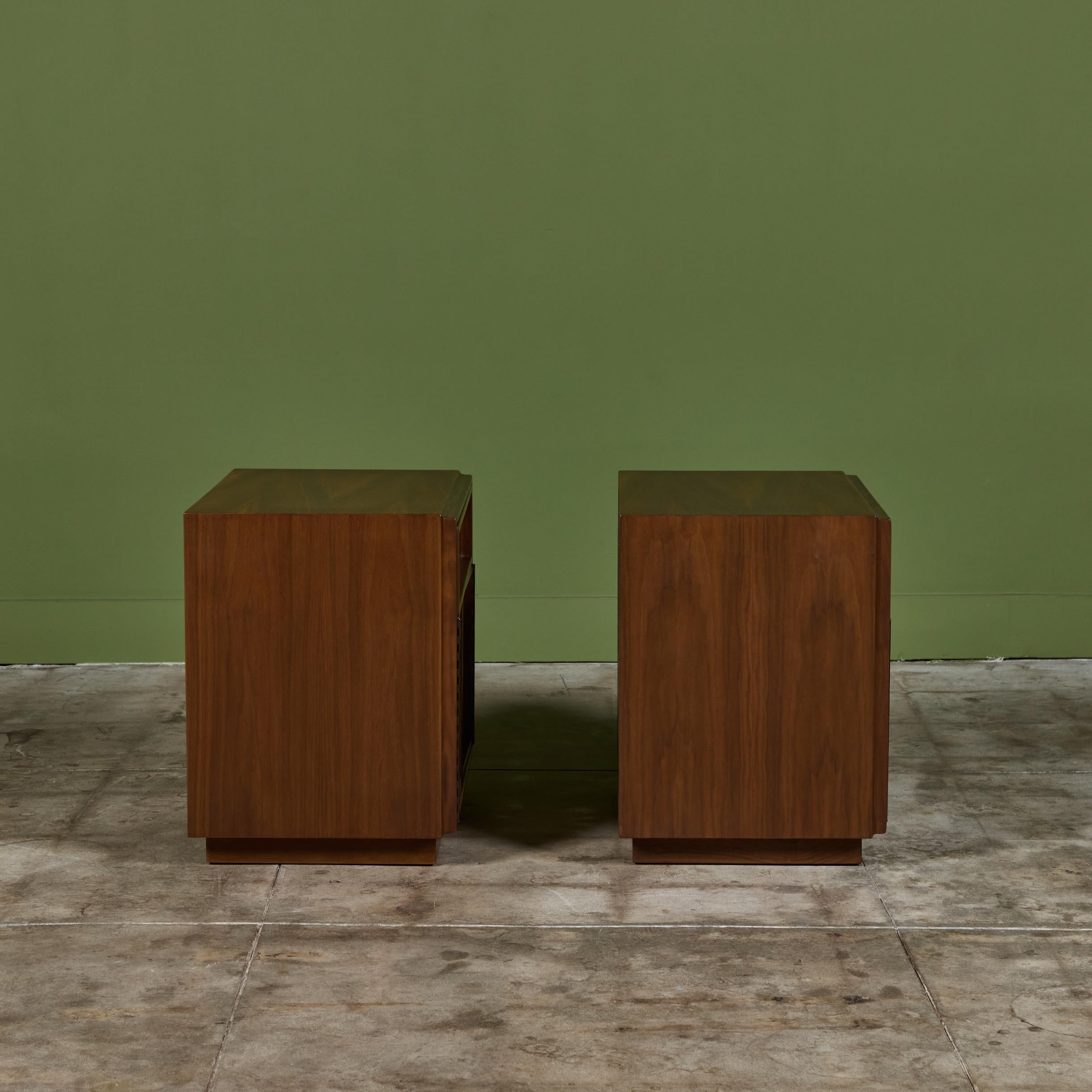 Pair of Nightstands by John Keal for Brown Saltman 4
