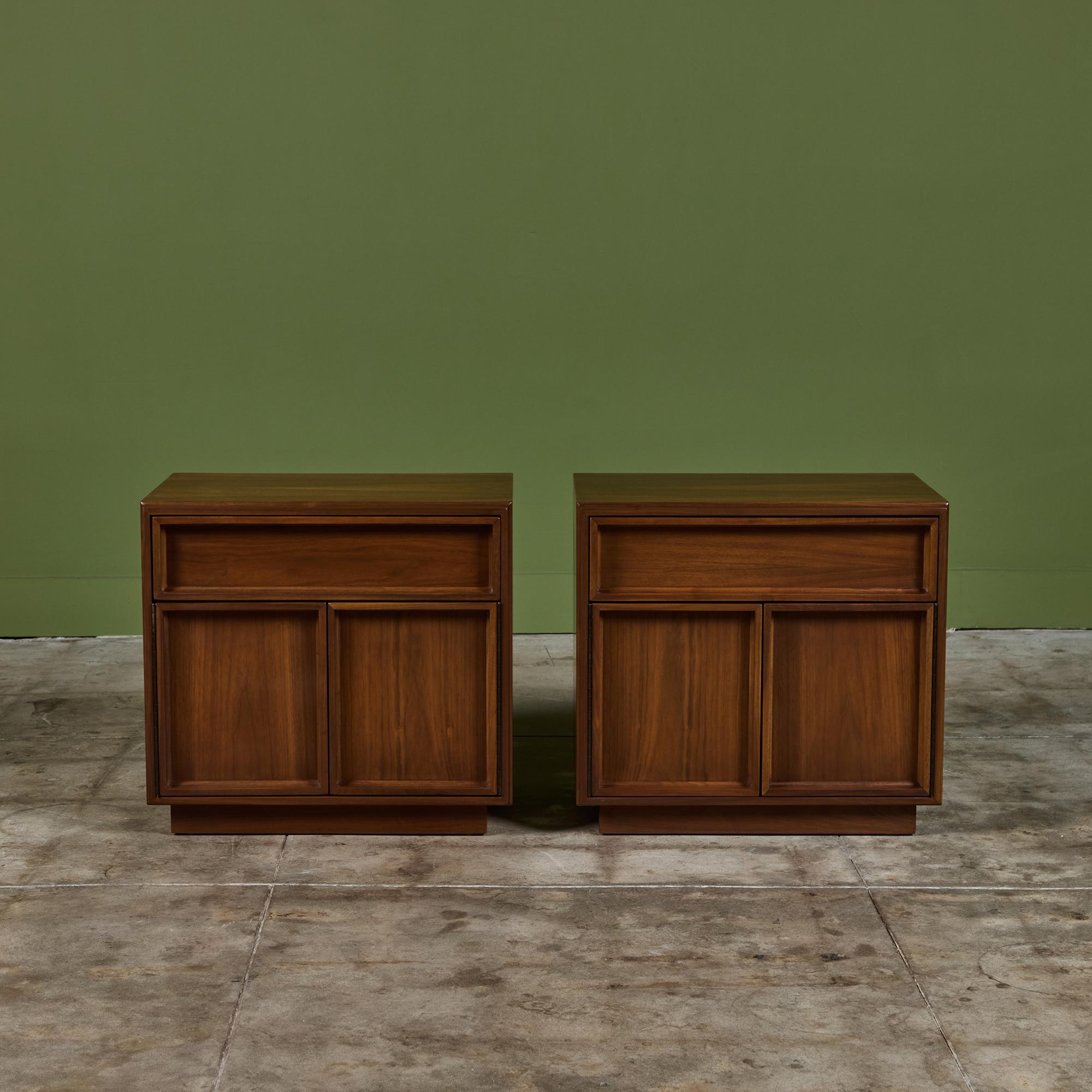 Mid-Century Modern Pair of Nightstands by John Keal for Brown Saltman