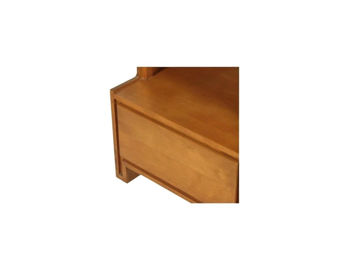 Mid-20th Century Pair of Nightstands by Russel Wright for Conant Ball
