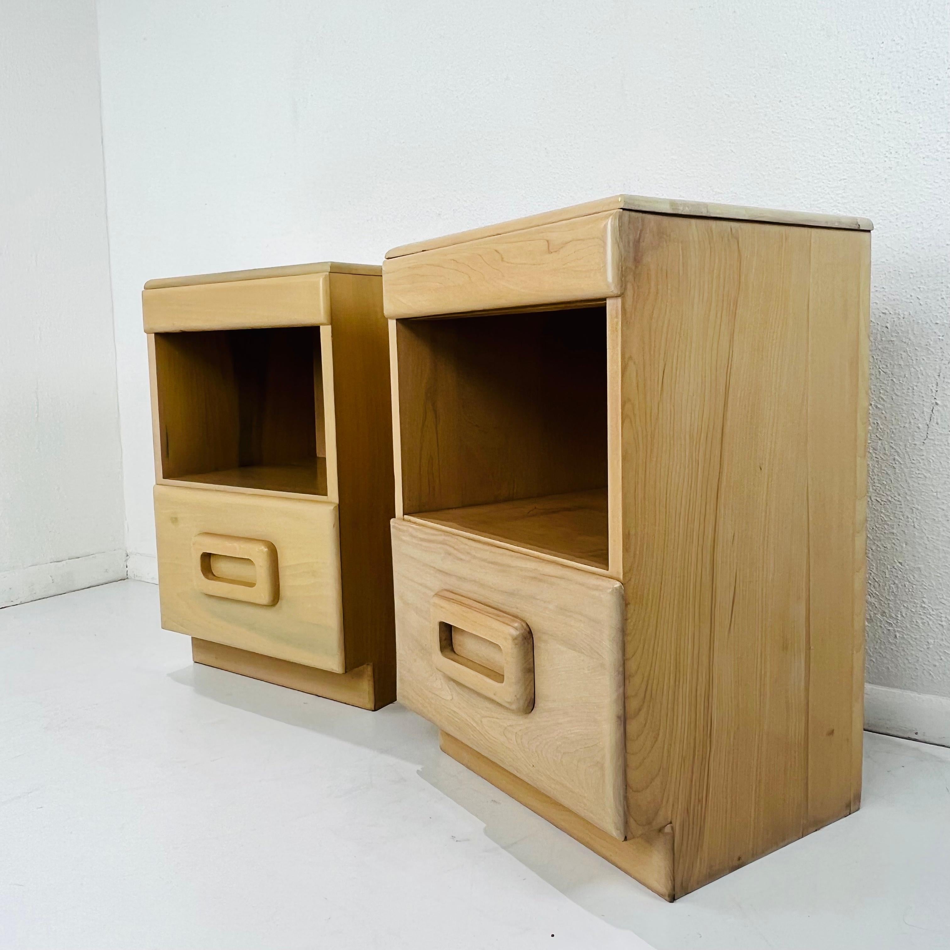 Pair of Nightstands by Russel Wright for Conant Ball For Sale 1