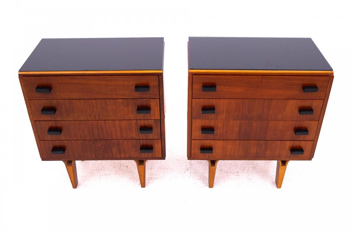 Mid-Century moderno Coppia di comodini, Cecoslovacchia, anni '70, design di Frantisek Mezulanik. in vendita