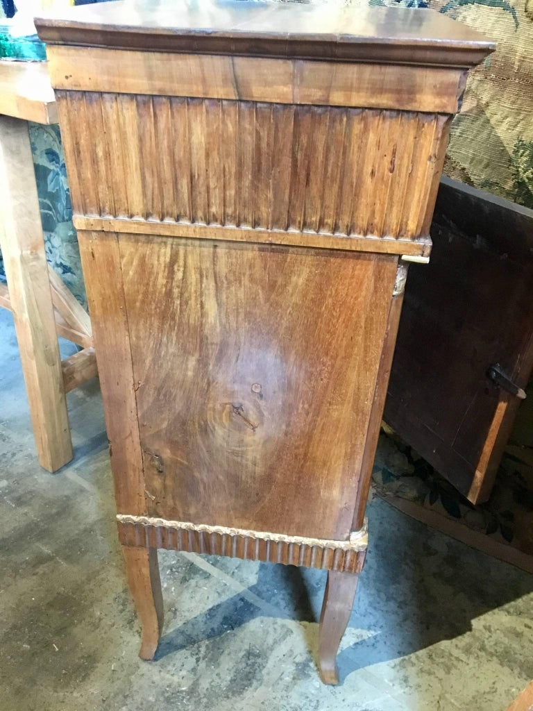 Pair of Nightstands For Sale at 1stDibs