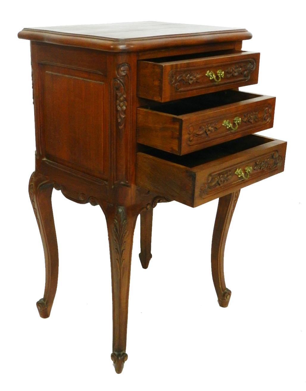 Pair of Nightstands French Side Cabinets Bedside Tables, 20th Century In Good Condition In Labrit, Landes