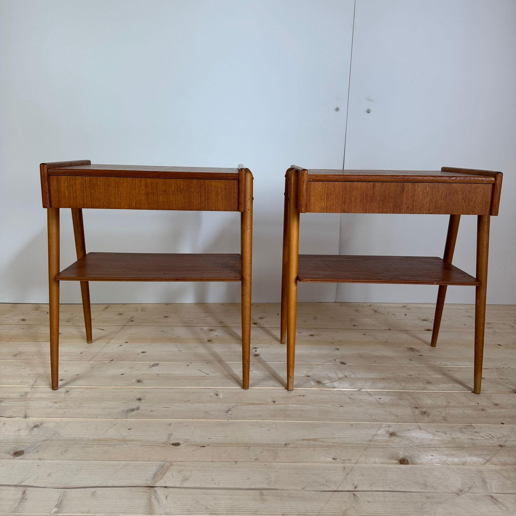 Mid-Century moderno Pair of nightstands in teak, Denmark 1960 in vendita