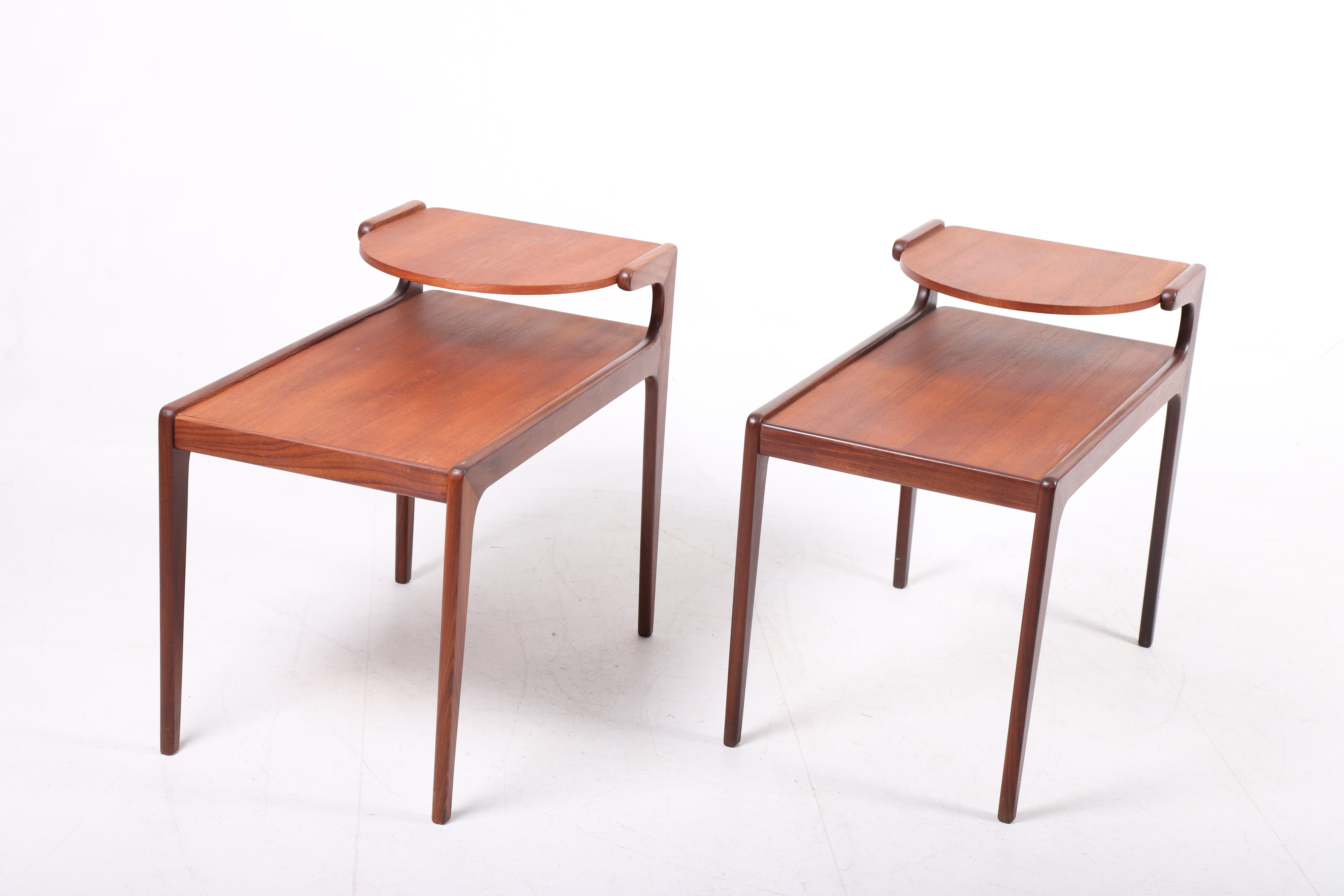 Pair of Nightstands in Teak, Made in Denmark 1960s In Good Condition For Sale In Lejre, DK