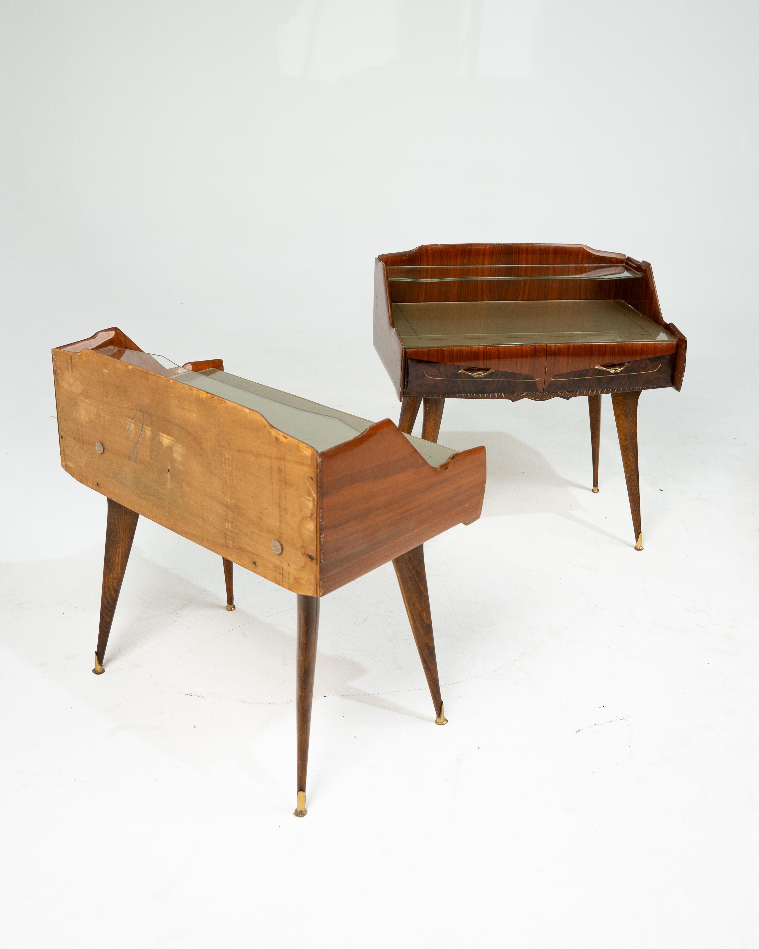 Pair of Nightstands in Wood, Glass and Brass, Paolo Buffa Style, Italy 1950s For Sale 1