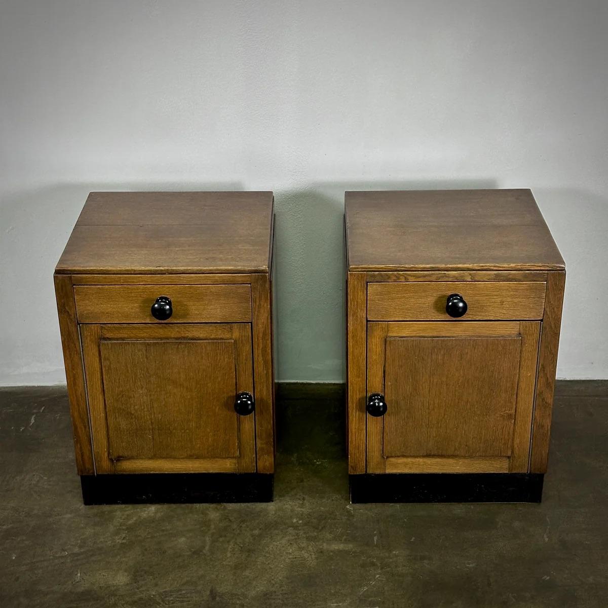 Pareja de mesillas de noche o armarios en venta 3