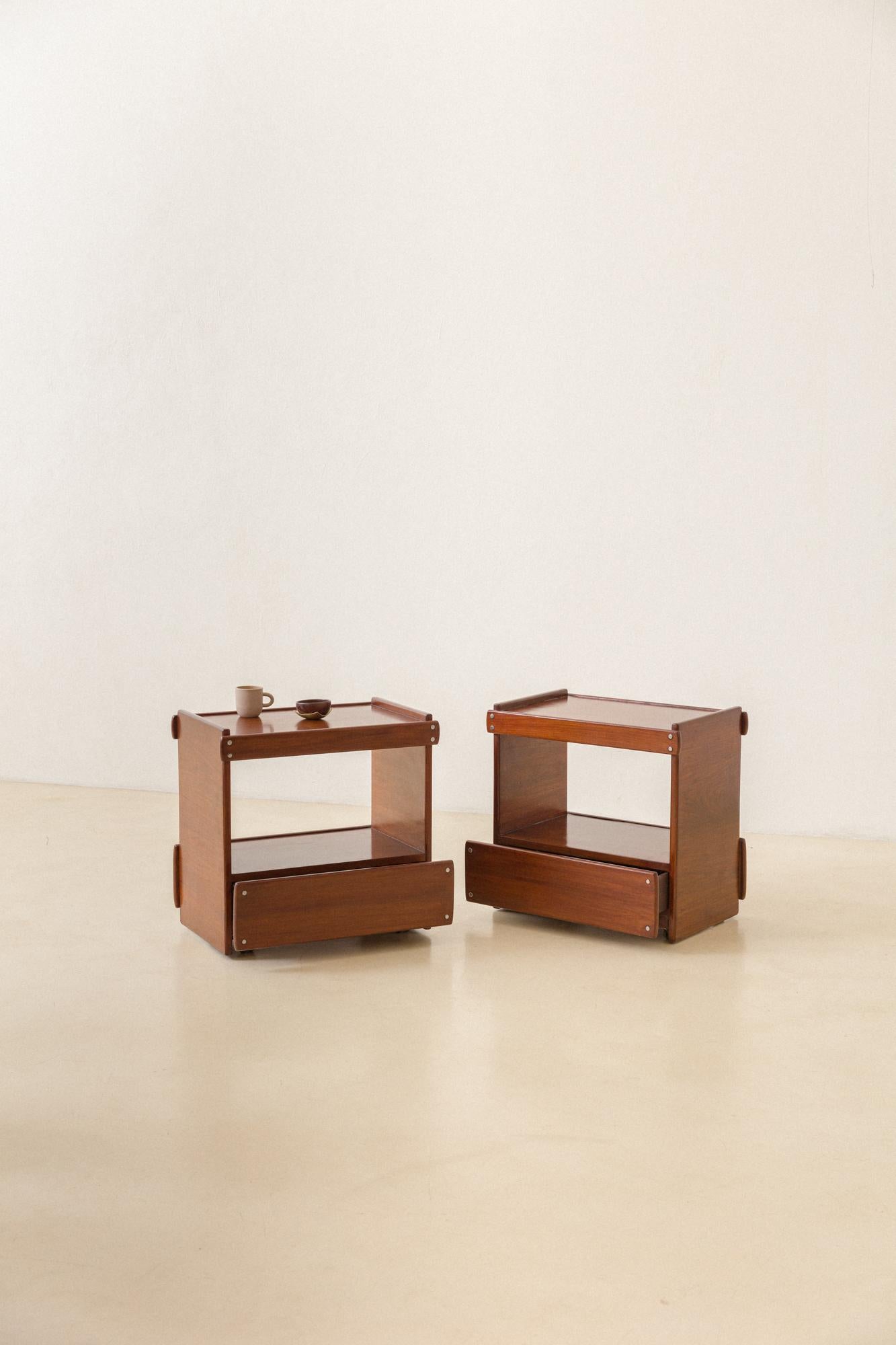 Mid-Century Modern Pair of Nightstands, Sergio Rodrigues, 1960s, Brazilian Design For Sale