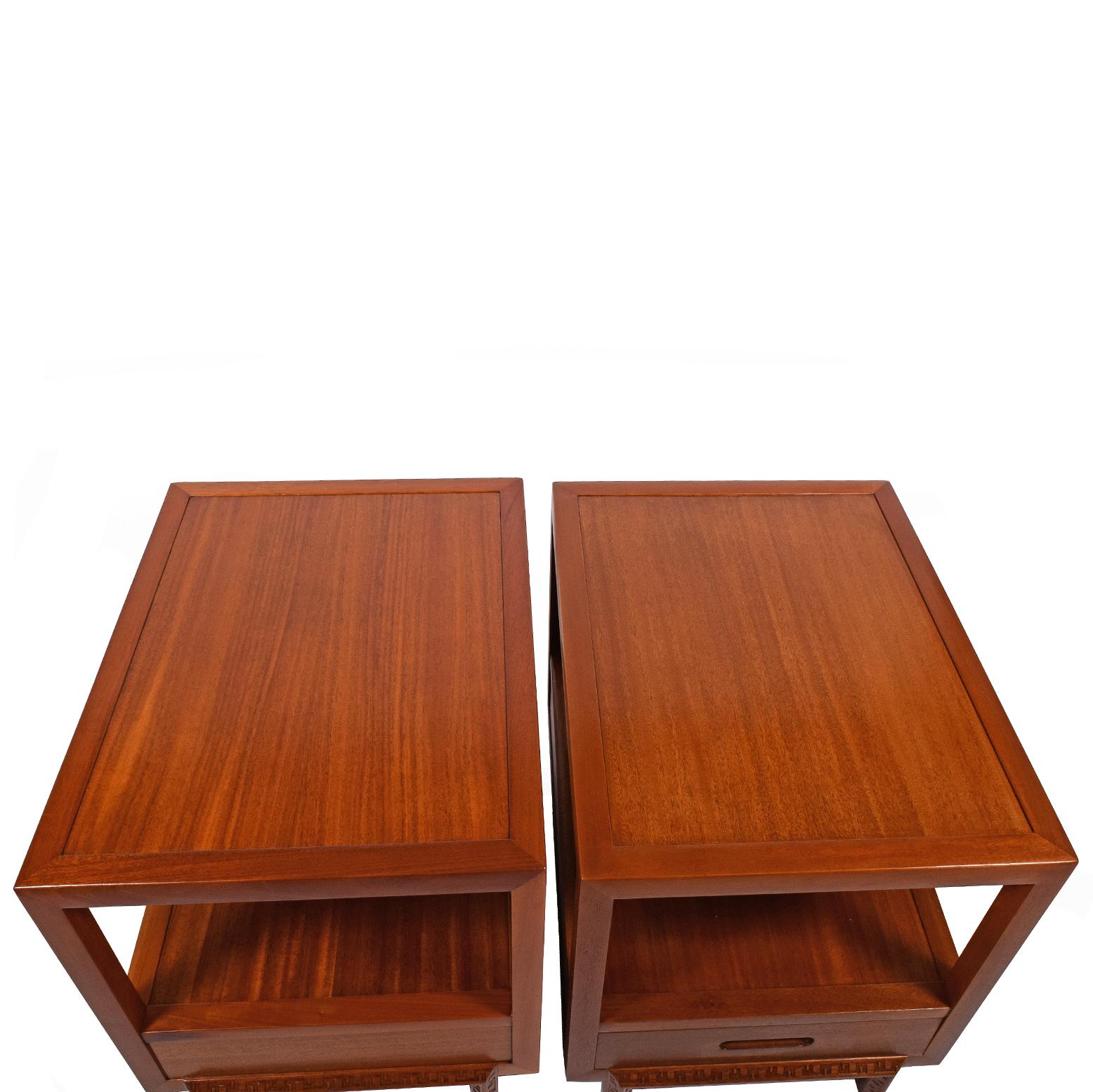 Pair of Nightstands/Side Tables by Frank Lloyd Wright for Heritage Henredon In Good Condition In Hudson, NY