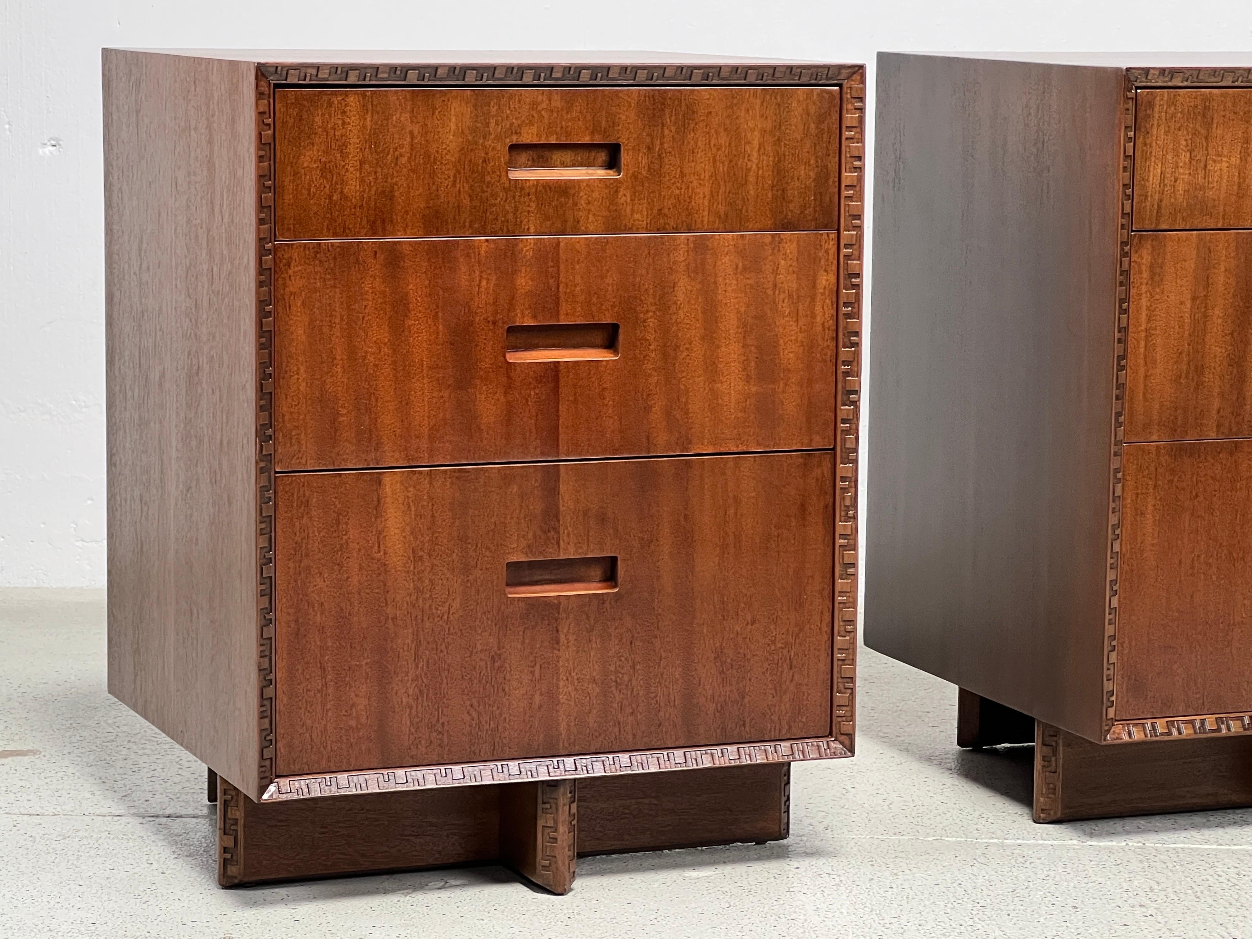 Mid-20th Century Pair of Nightstands / Small Cabinets by Frank Lloyd Wright for Henredon  For Sale