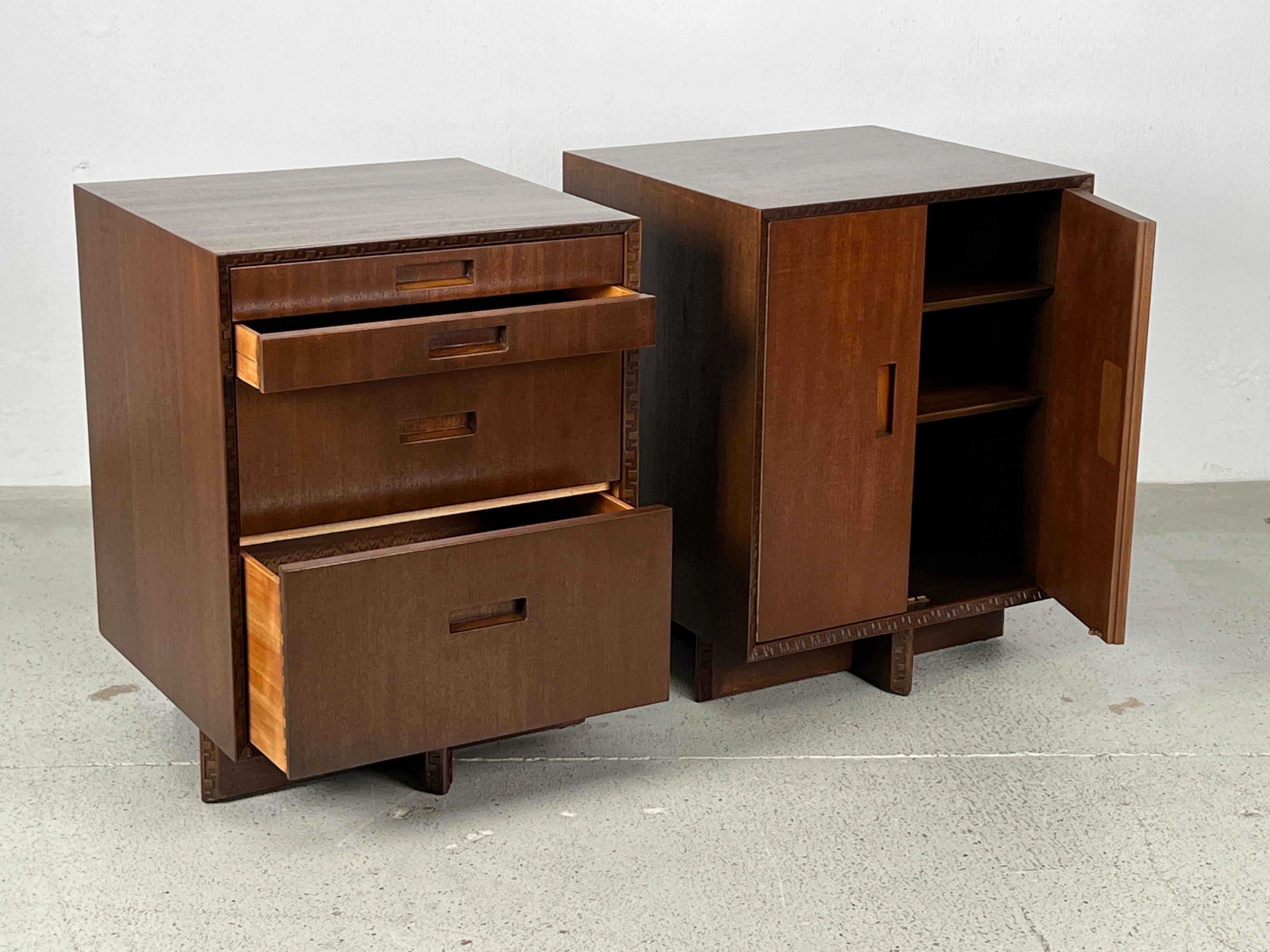 Pair of Nightstands / Small Cabinets by Frank Lloyd Wright for Henredon For Sale 3