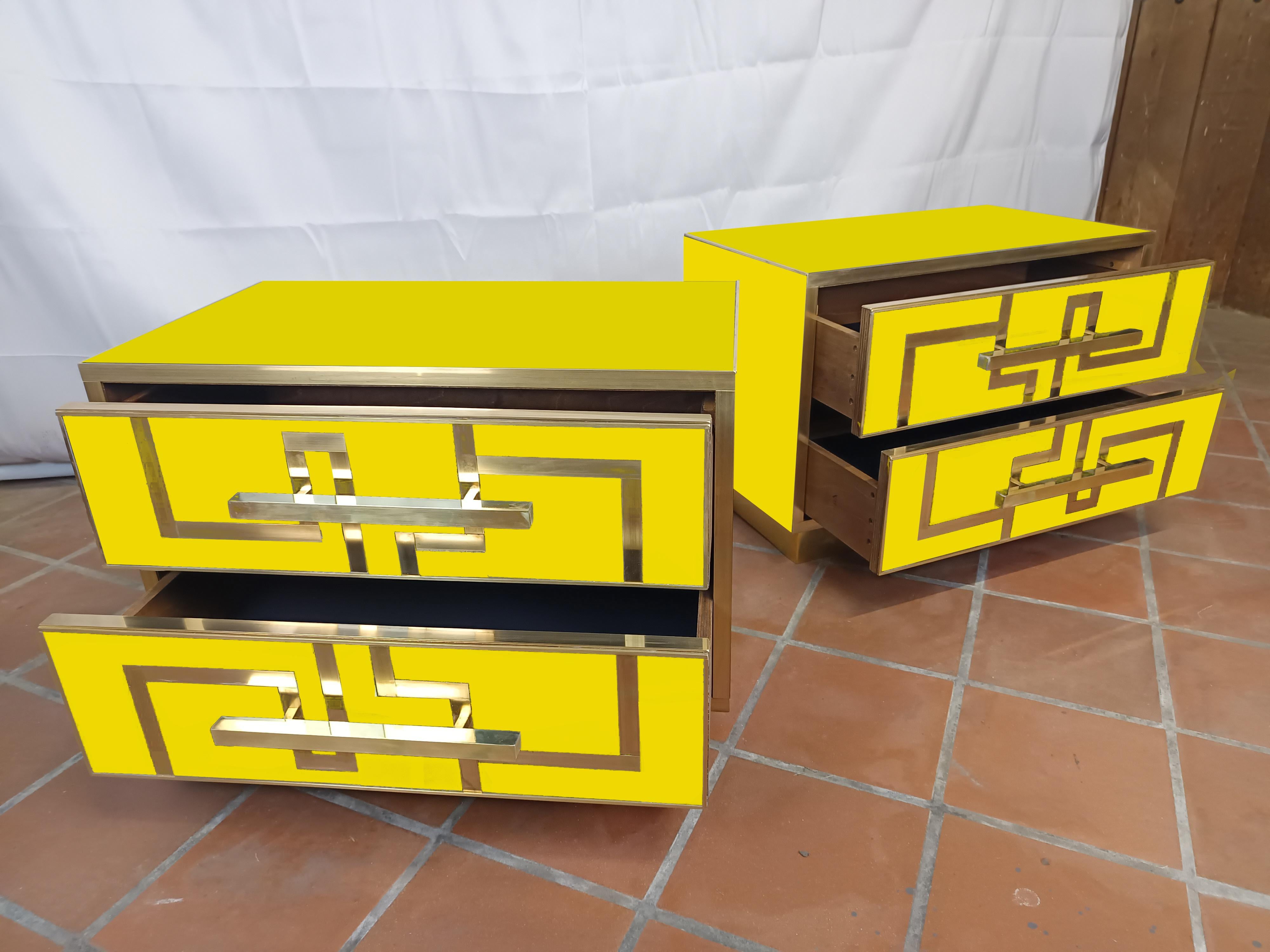 Mid-Century Modern Pair of Nightstands with Yellow Murano Glass & Brass Legs, 1950s Styl, Available For Sale