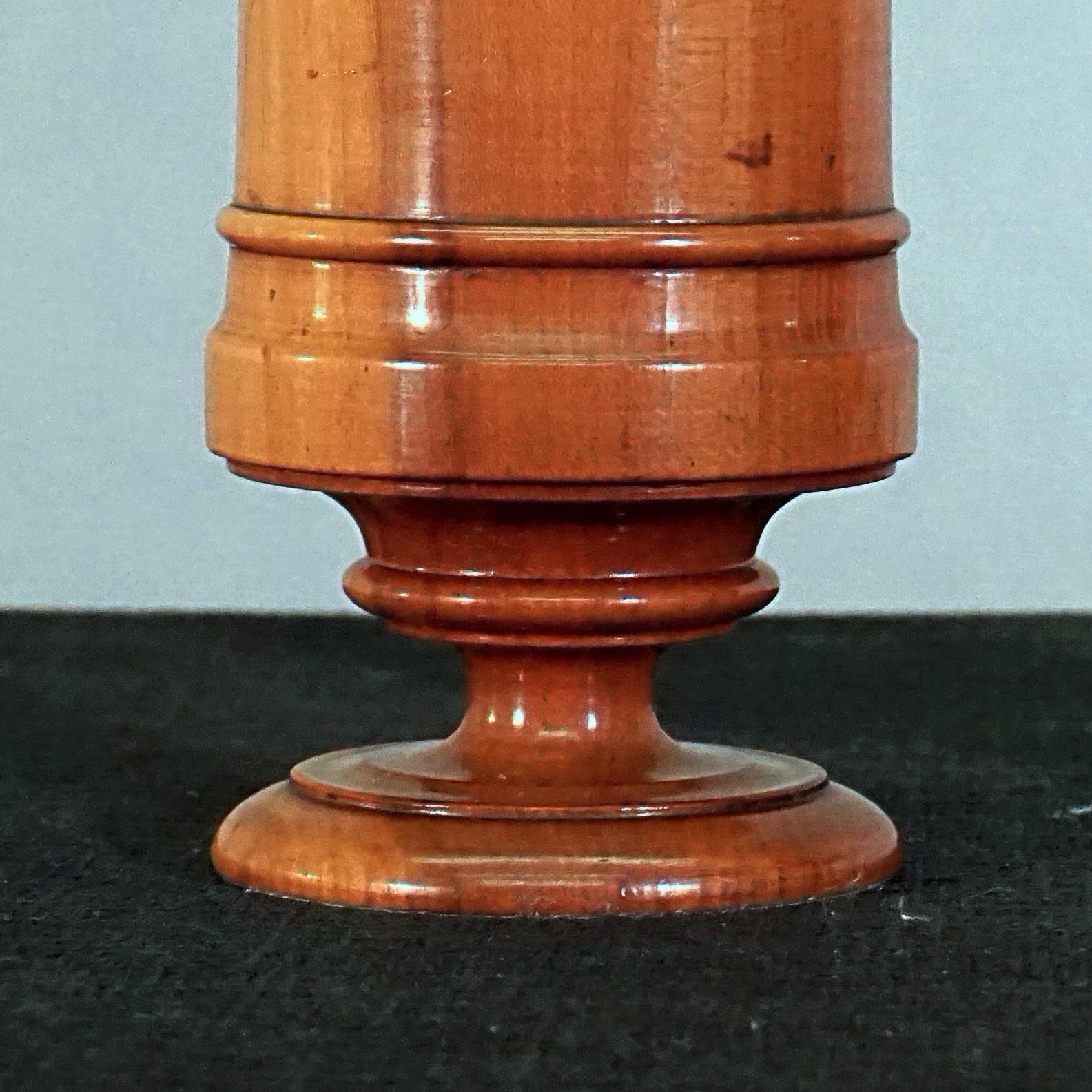 English Pair of 19th Century Fruitwood Treen Goblets For Sale