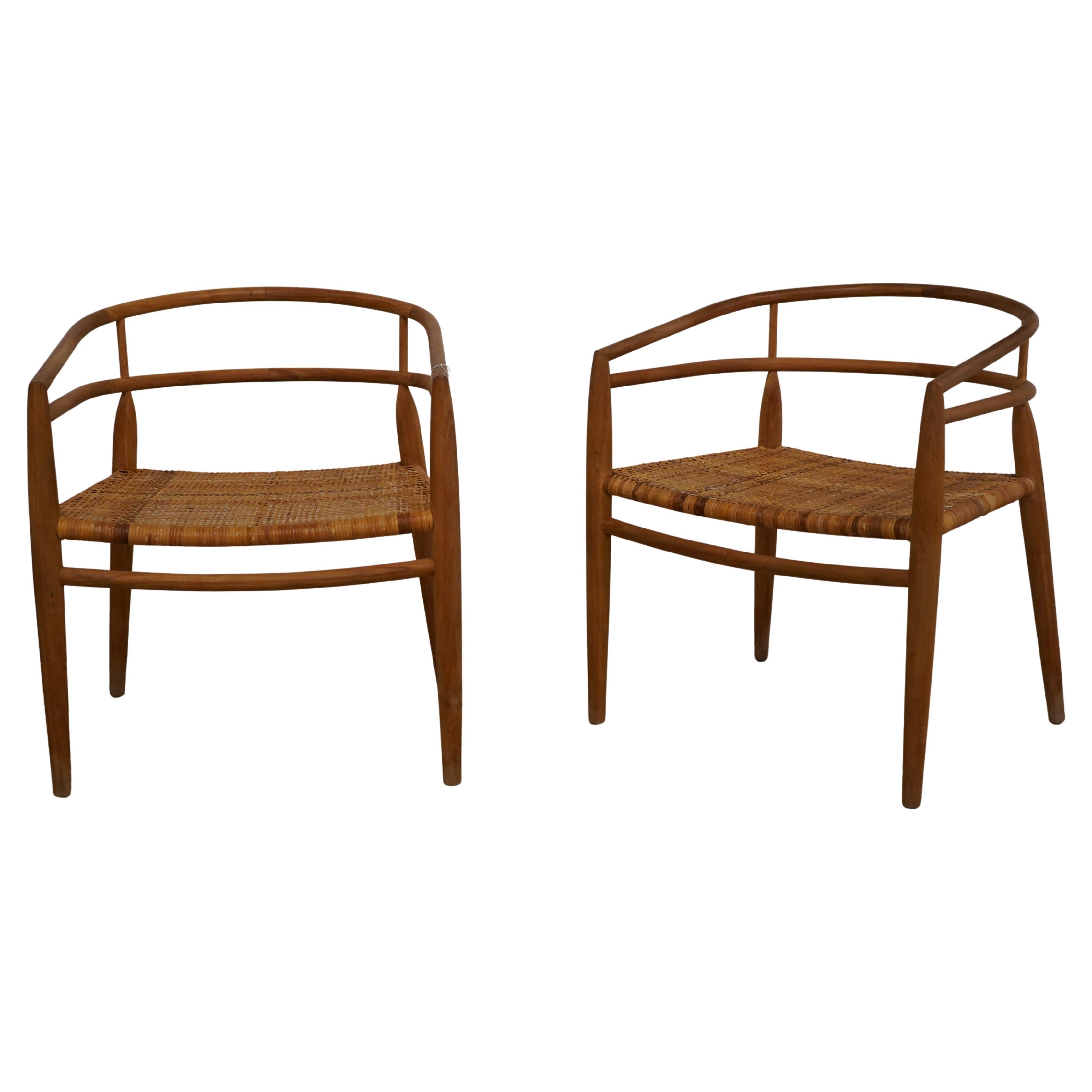 Paar Noir Finley Stuhl mit Rattan - Teak im Angebot