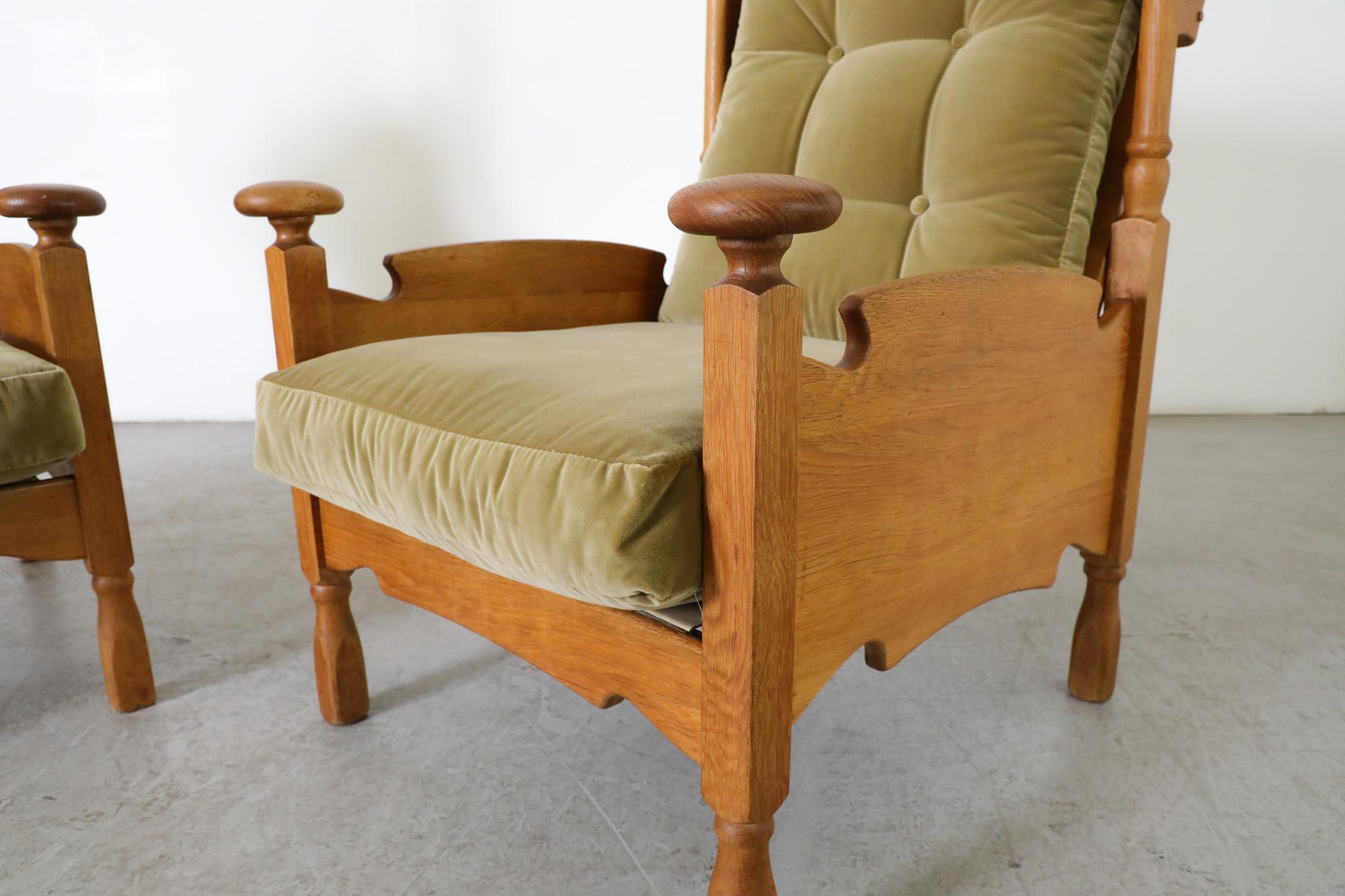 Pair of Brutalist Oak & Leaf Green Velvet Throne-Like Lounge Chairs w/ Finials For Sale 4
