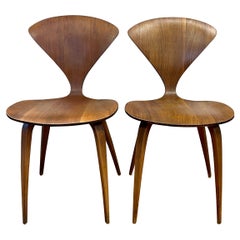 Pair of Norman Cherner Mid-Century Modern Matching Side Chairs