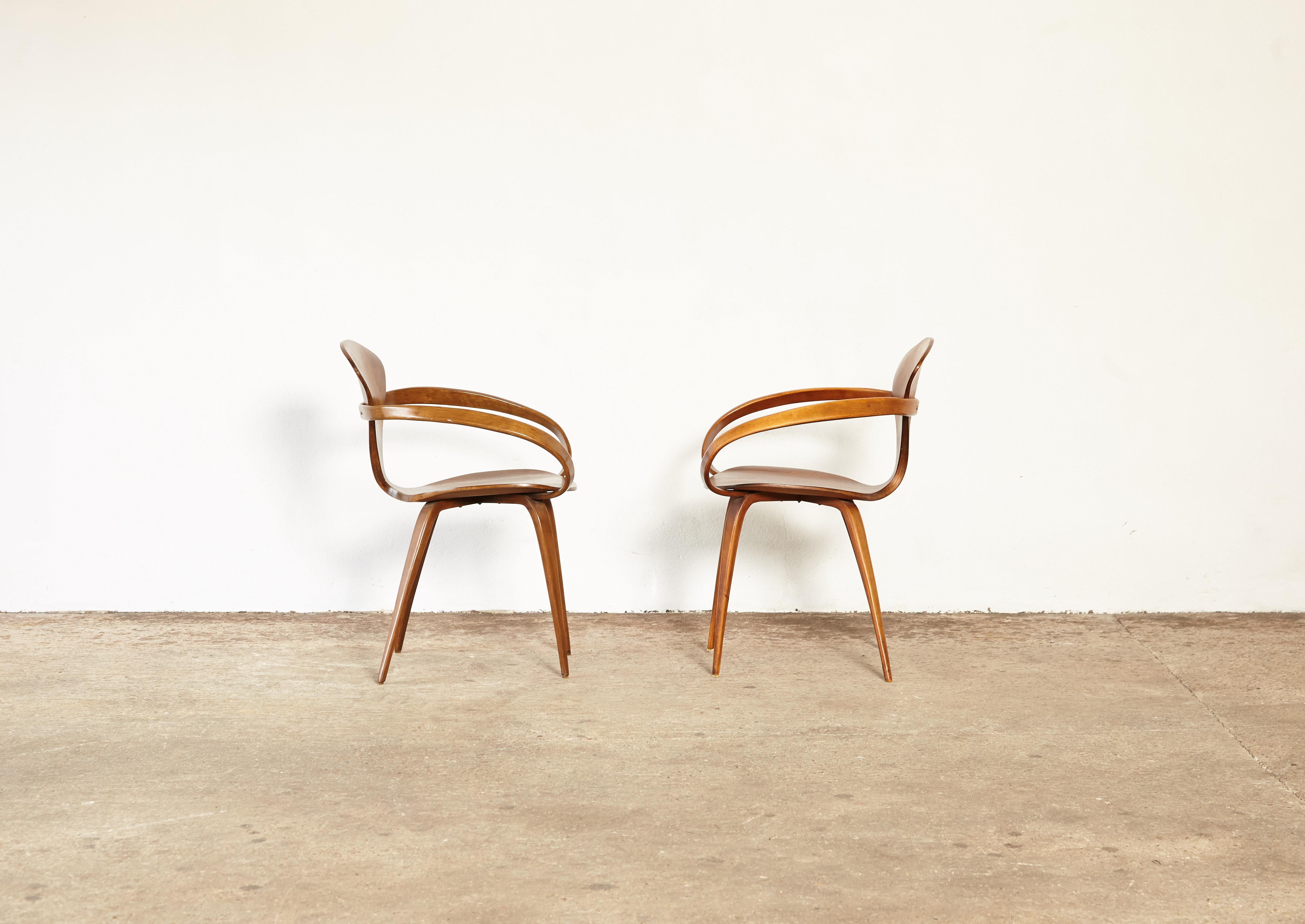 Pair of Norman Cherner Pretzel Dining Chairs, Made by Plycraft, USA, 1960s In Good Condition In London, GB
