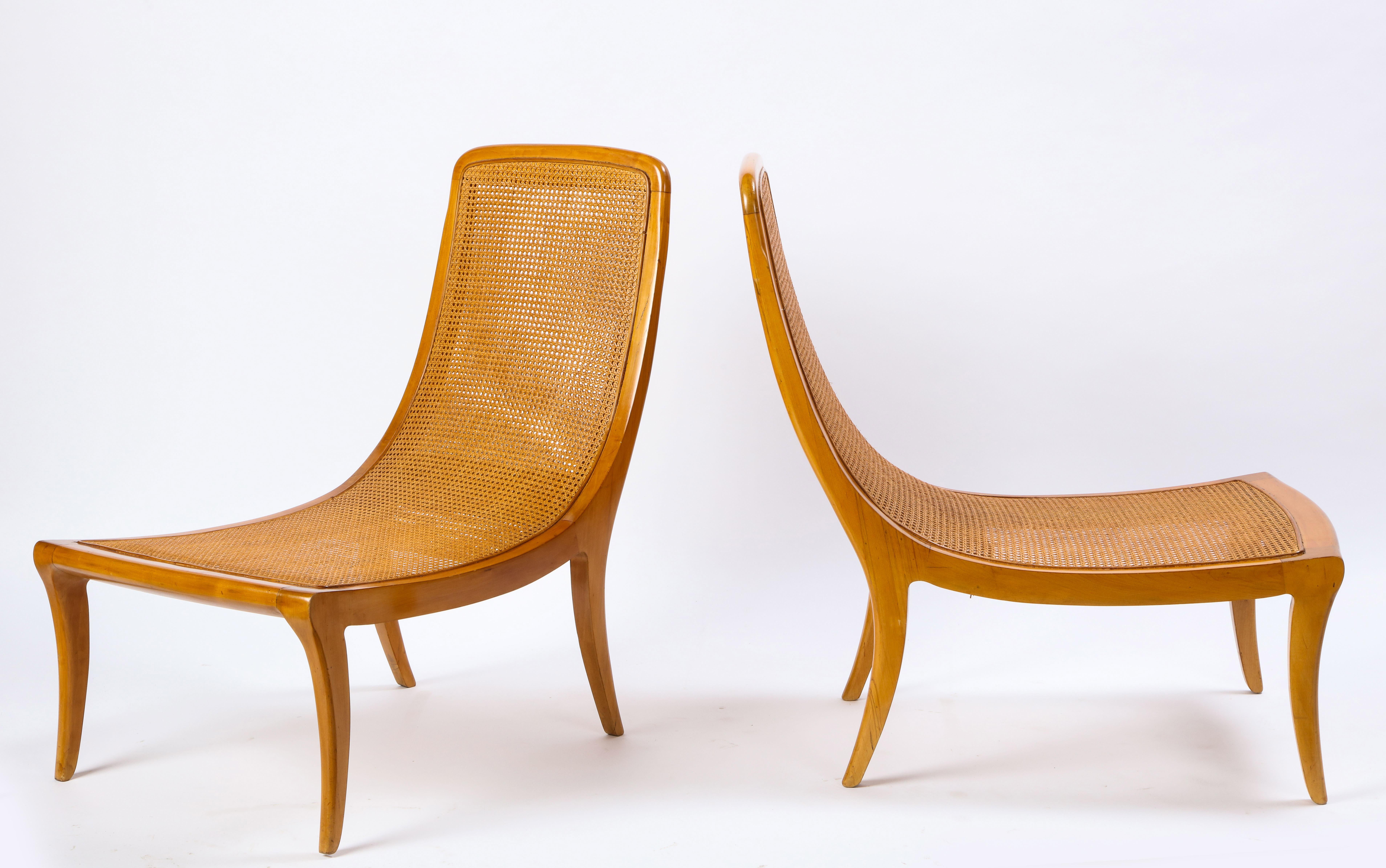 Pair of North European Caned Birch Chaises, Mid-20th Century For Sale 3