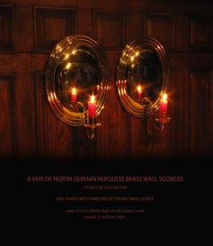 Coppia di lampade da parete in ottone Repoussé della Germania del Nord