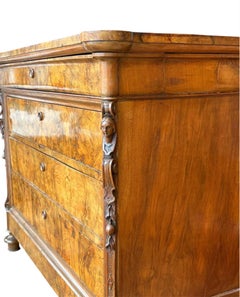 Pair of Norther Italian Burl Wanut commodes - Circa 1880
