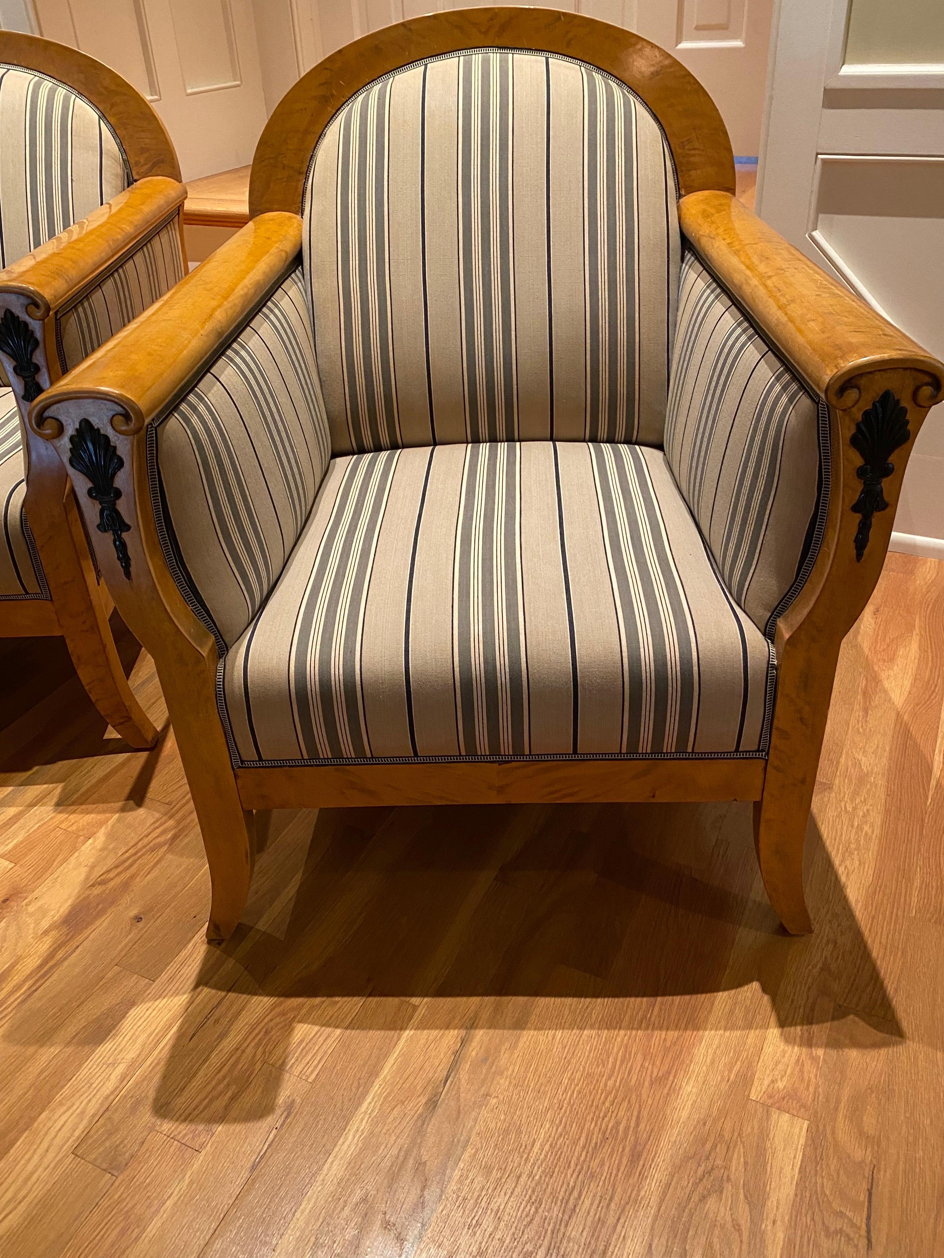 Pair of Northern Europe Biedermeier Birch Armchairs, Early 1900s In Good Condition For Sale In Southampton, NY