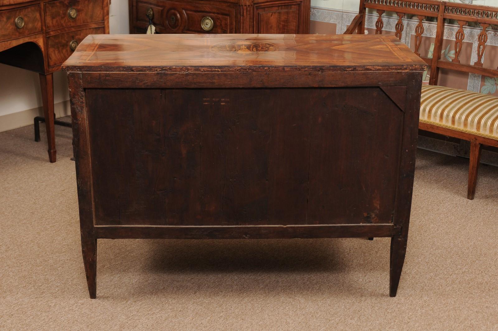 Early 19th Century Pair of Northern Italian Neoclassical Marquetry Inlaid Commodes, circa 1800