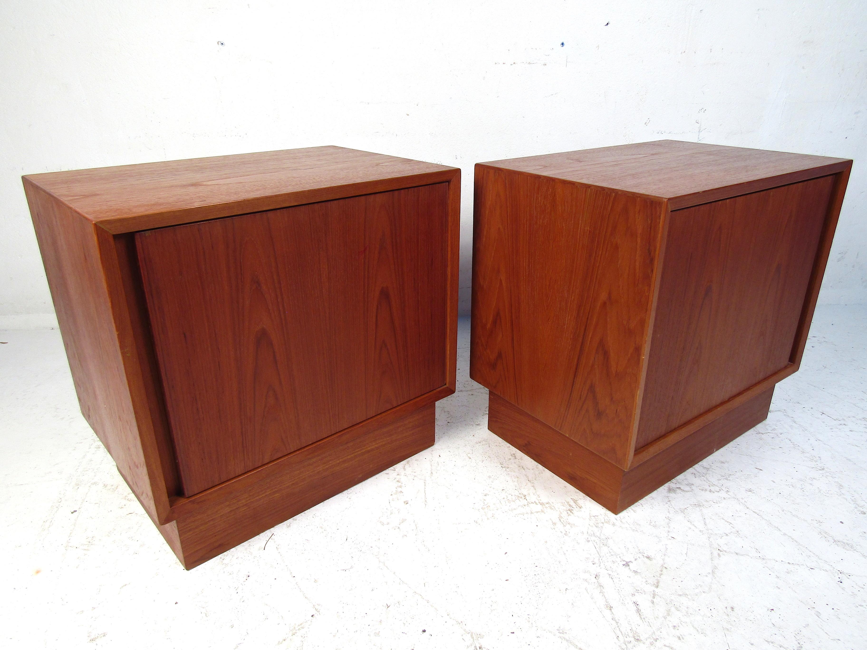 Teak Pair of Norwegian Modern Nightstands For Sale