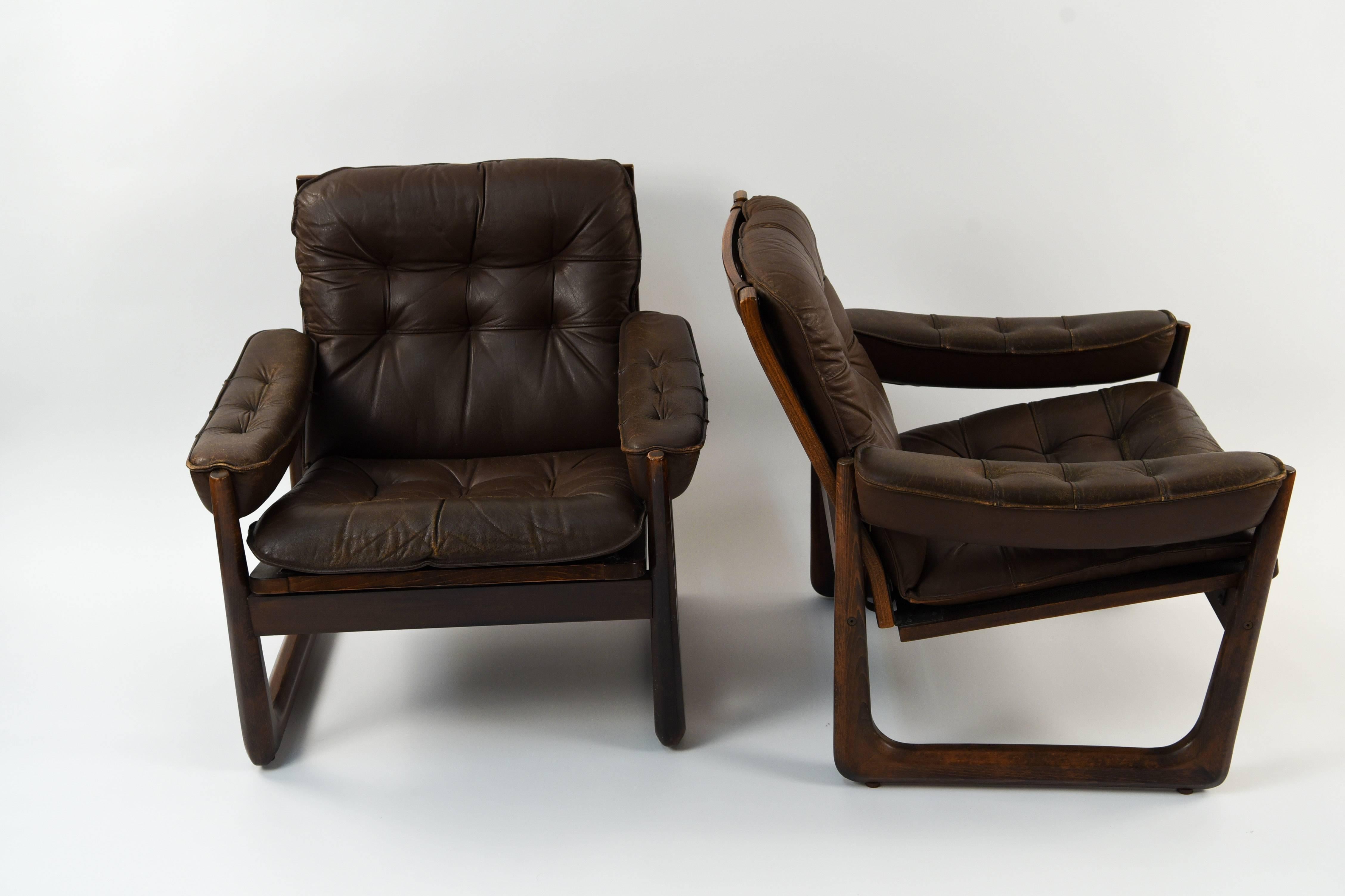 Danish Pair of Norwegian Oddvar Vad Leather Lounge Chairs, circa 1970s