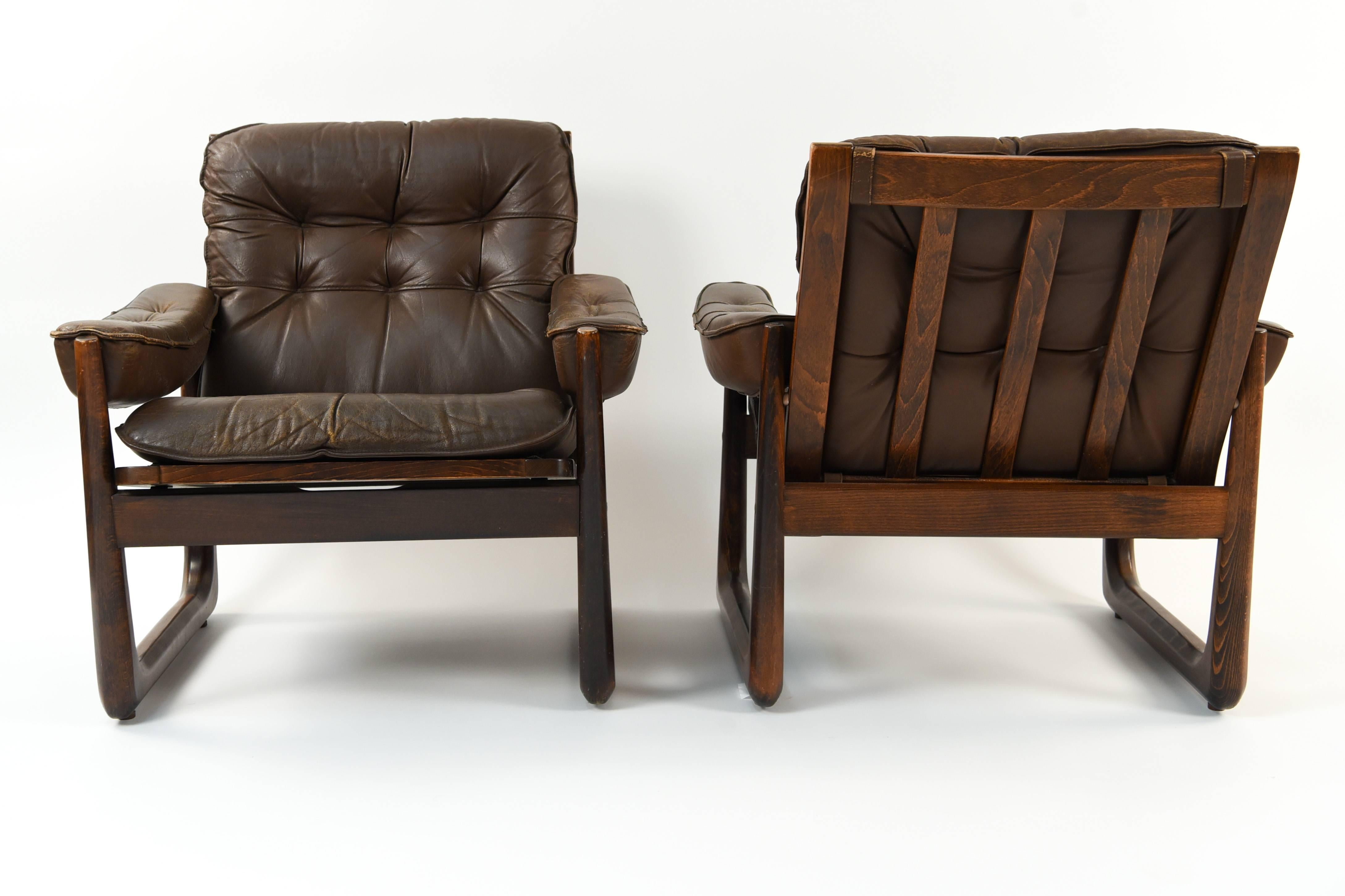 Stained Pair of Norwegian Oddvar Vad Leather Lounge Chairs, circa 1970s