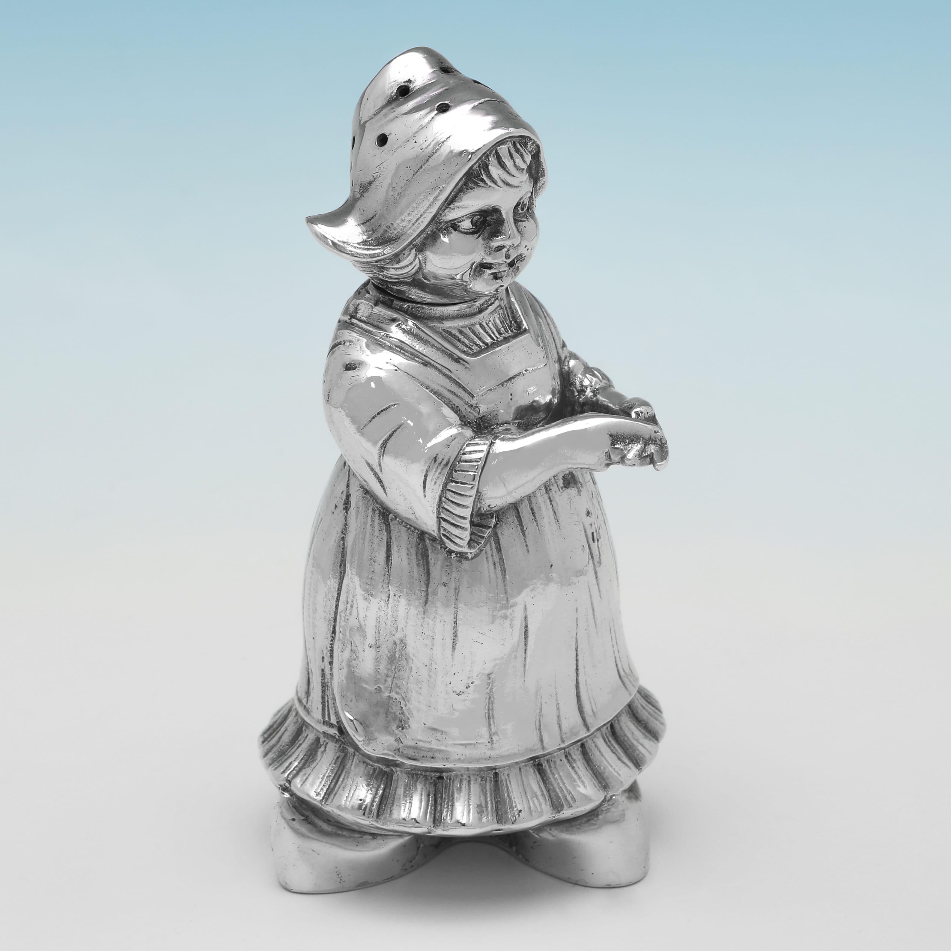 Inizio XX secolo Adorabile Duo d'Argento Antico - Vaschette per il pepe da collezione, Germania c.1910 in vendita