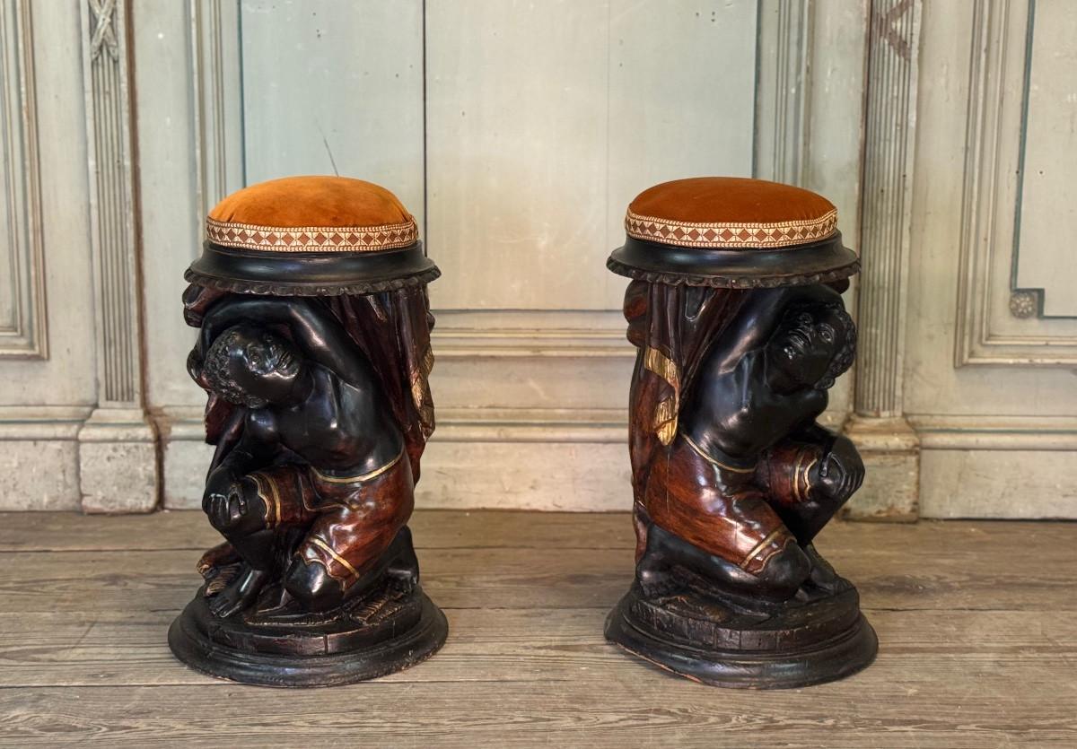 Paar nubische Hocker, polychrome Skulpturen, Venedig, um 1880 im Angebot 3