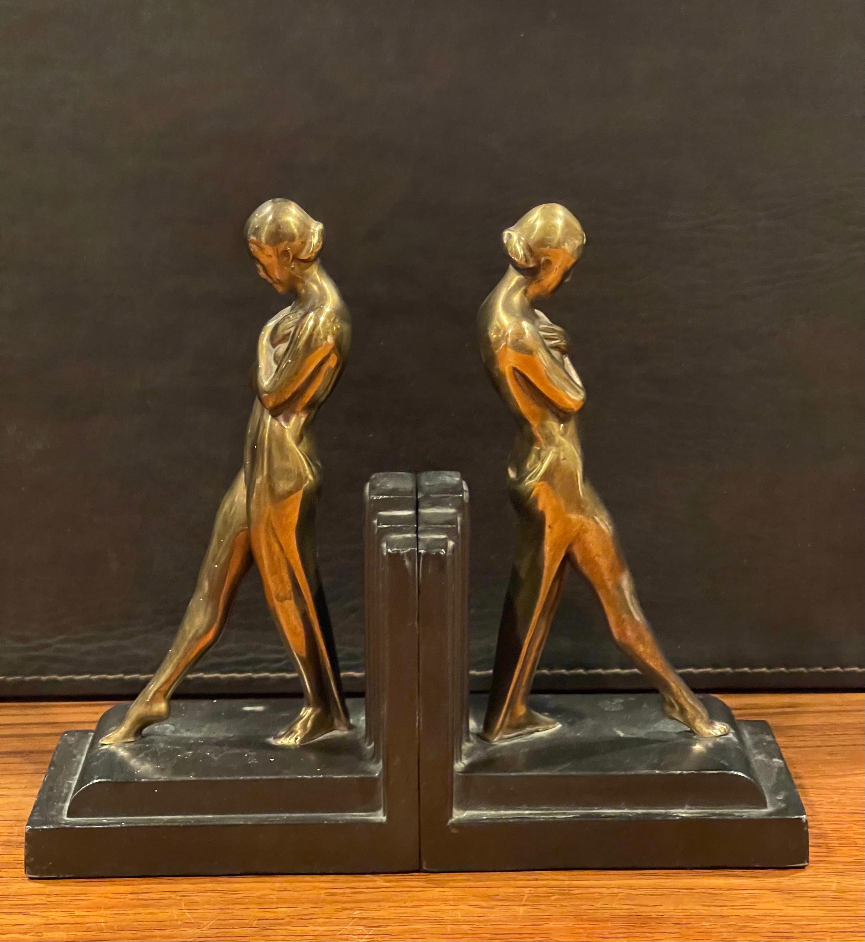 Pair of Nude Women Art Deco Bookends In Good Condition In San Diego, CA