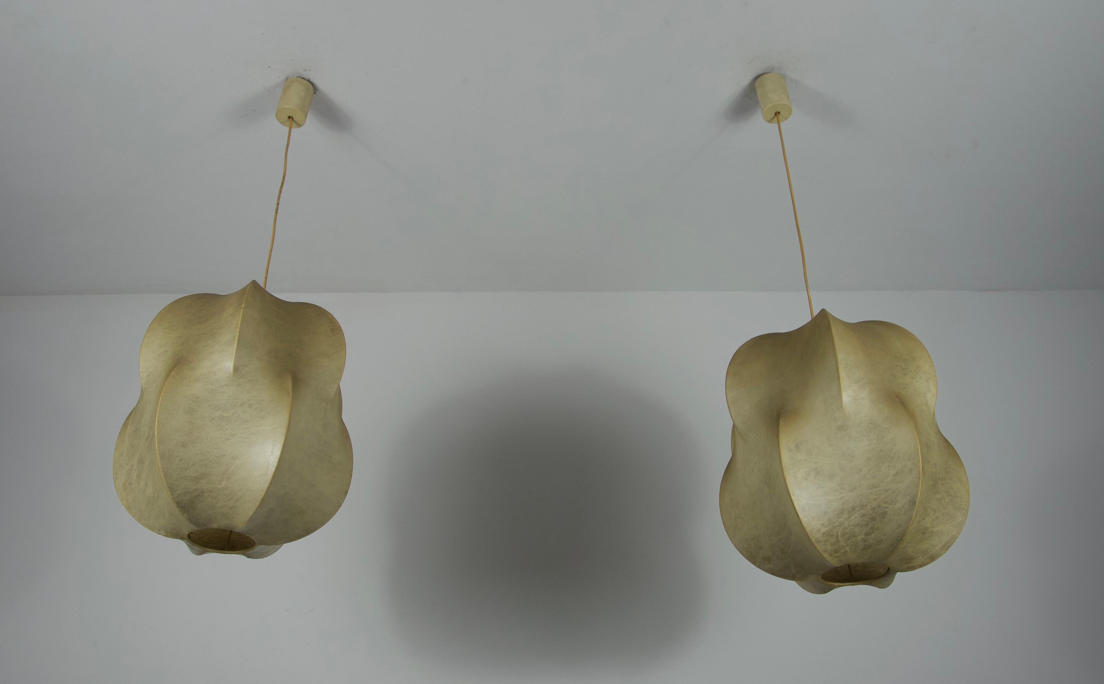 Pareja de lámparas colgantes 