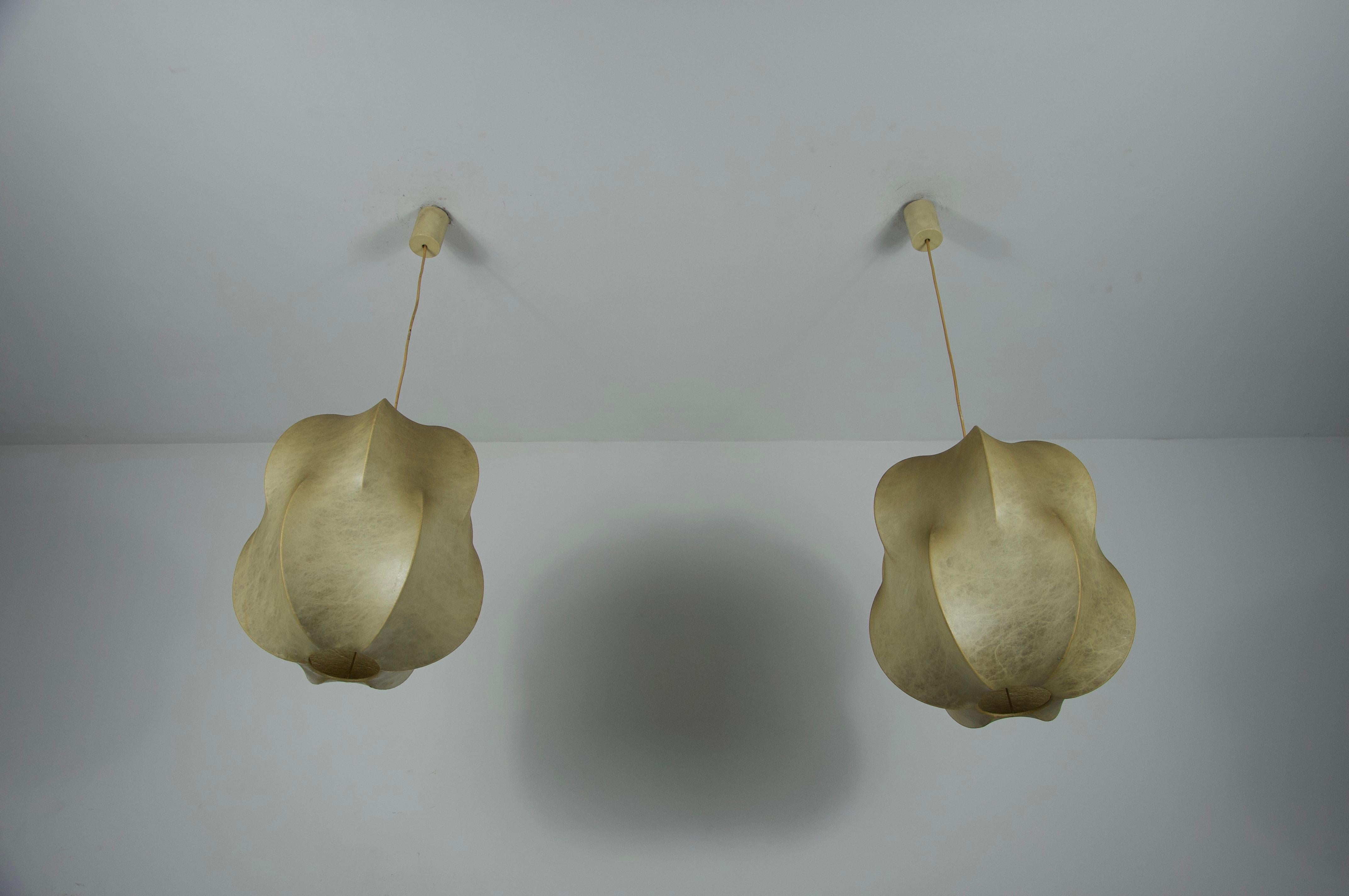 Pareja de lámparas colgantes 