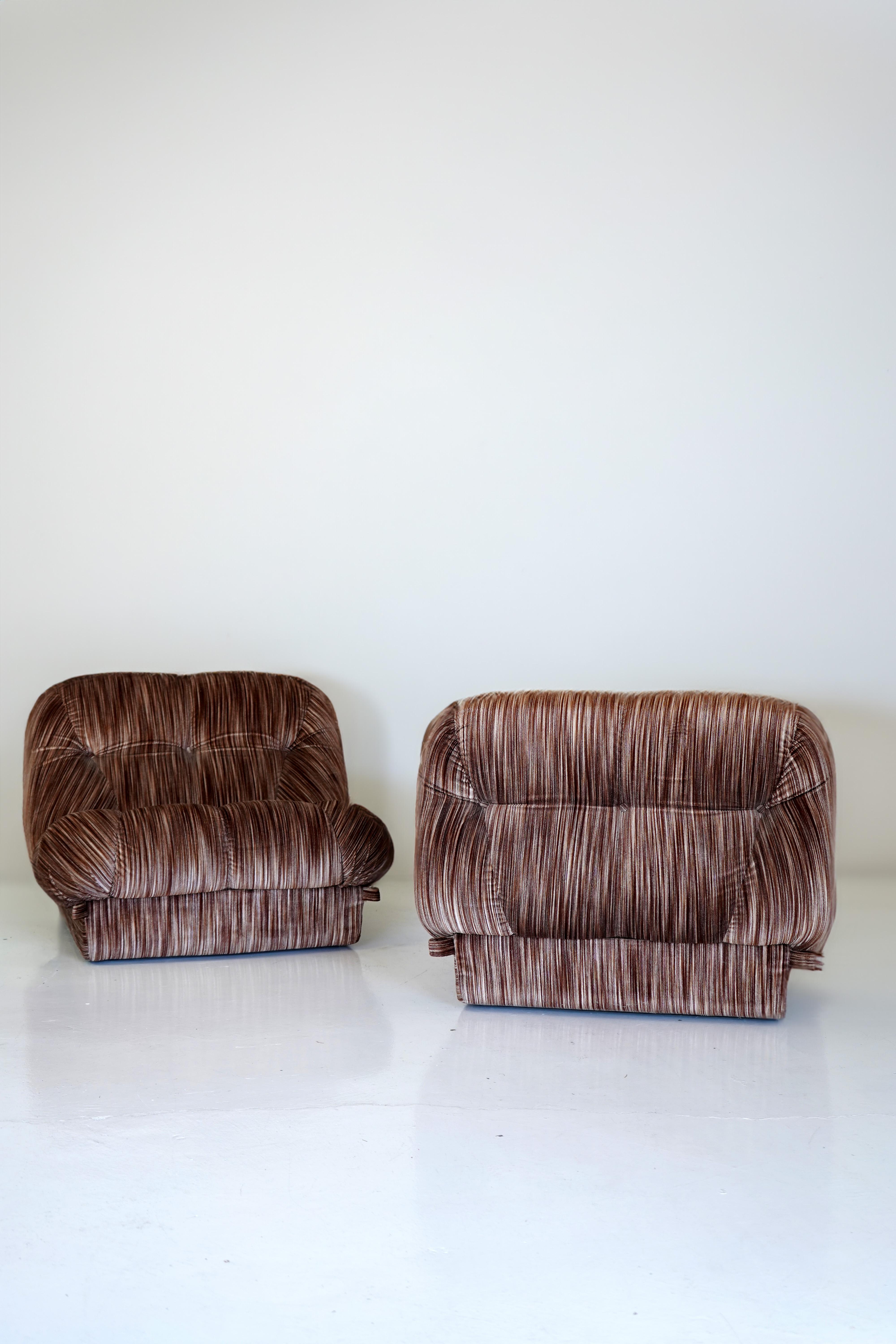 Postmoderne Paire de chaises Nuvolone, Rino Maturi, Mimo Padova, 1970 en vente
