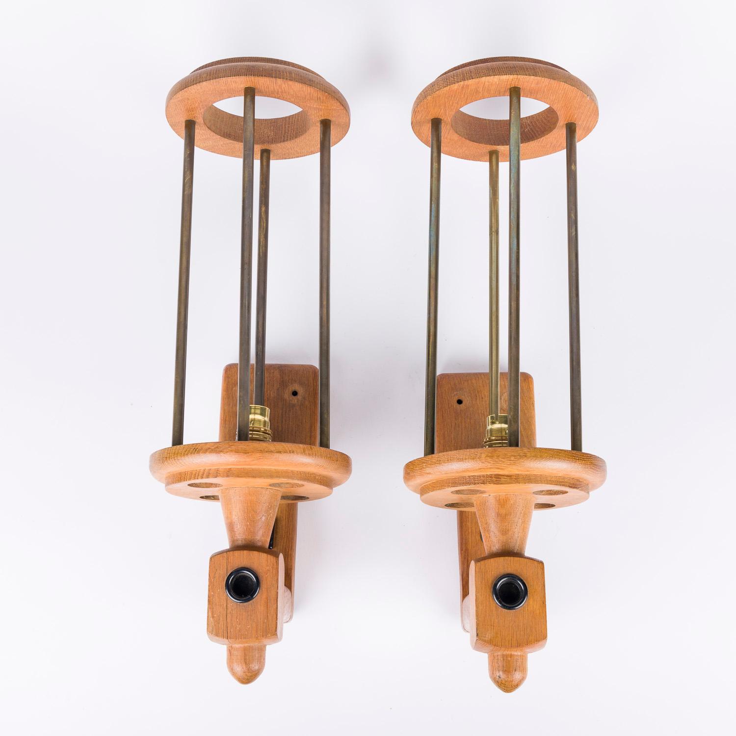 Pair of oak and brass wall lights by Guillerme & Chambron For Sale 9