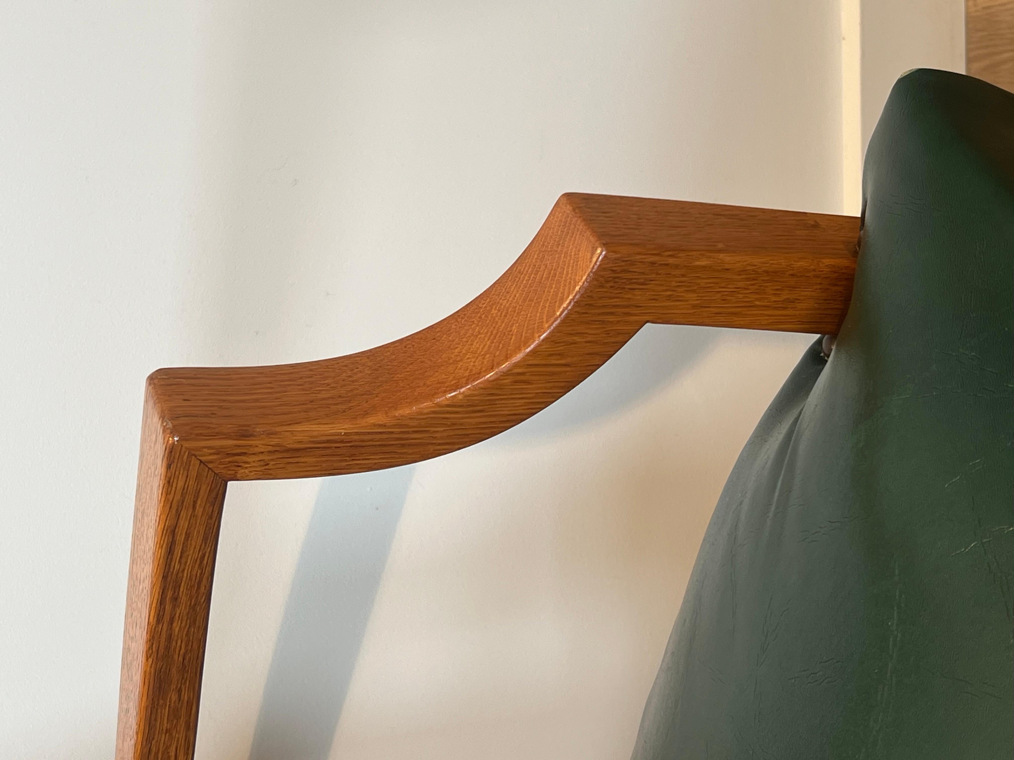 Pair of Oak and Leather Armchairs by  De Coene Frères For Sale 12