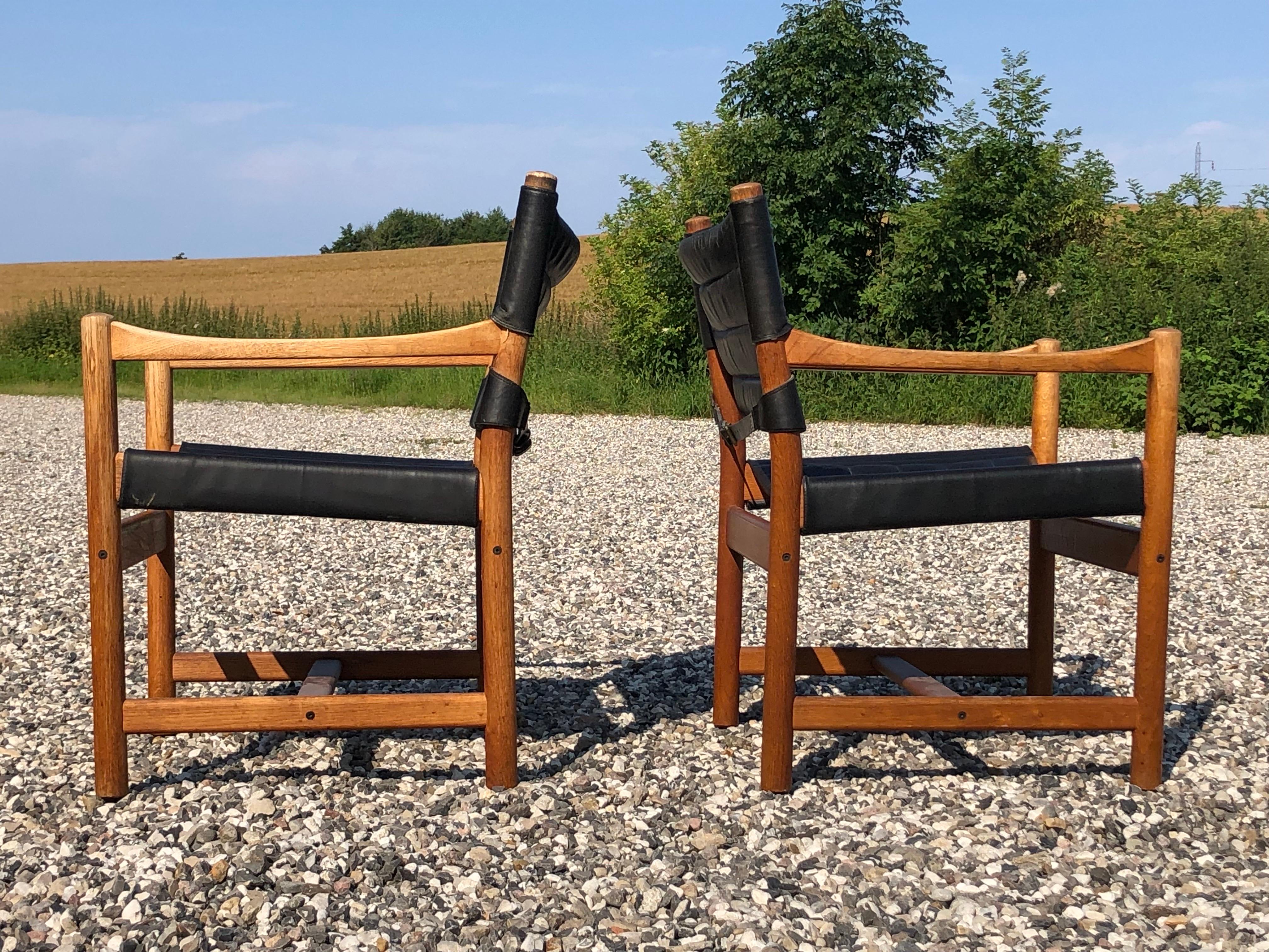 Late 20th Century Pair of oak and leather armchairs by Ditte and Adrian Heath for FDB Denmark For Sale