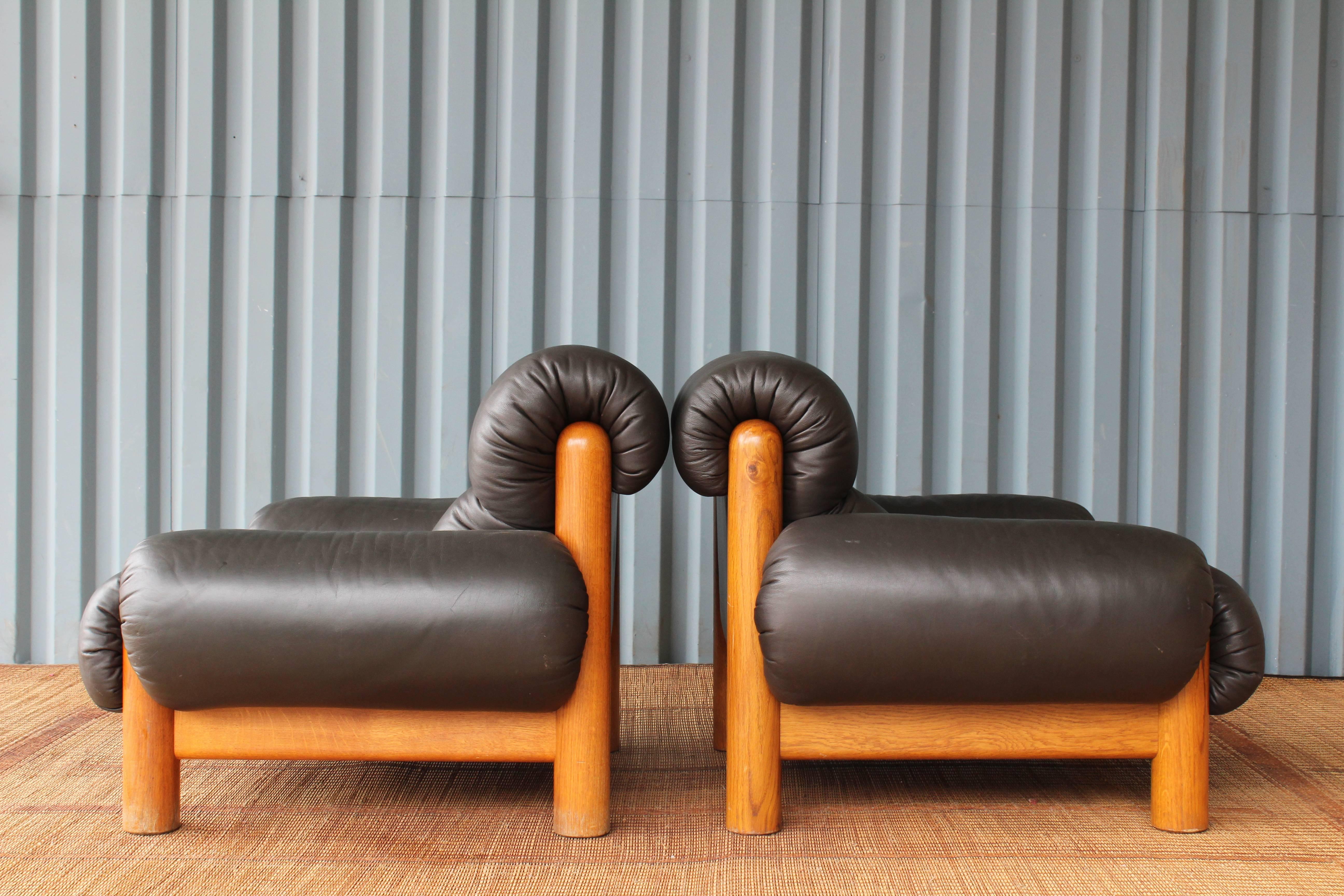 Italian Pair of Oak and Leather Chairs, 1970s, Italy