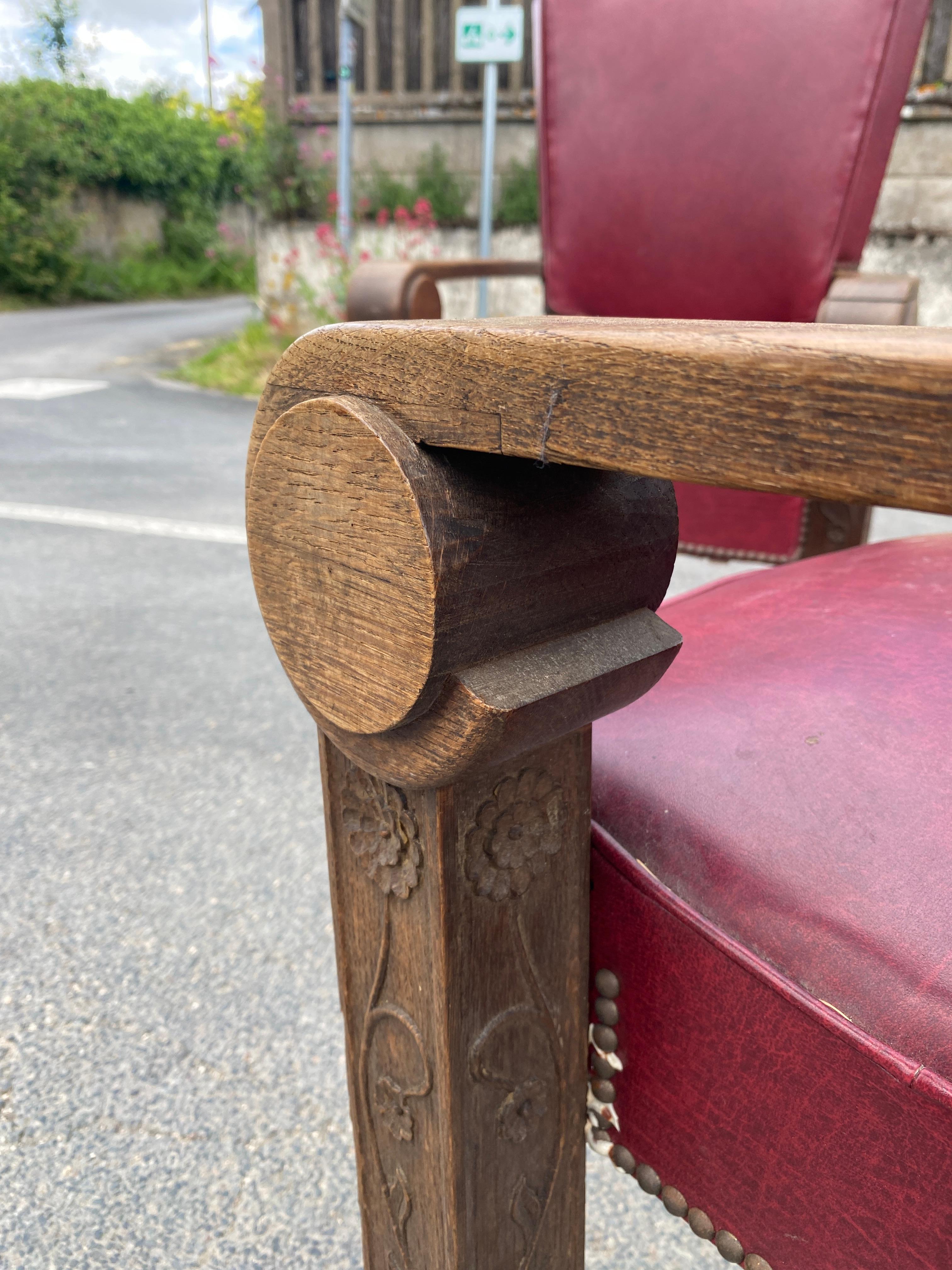 Paire de fauteuils en chêne et paille 