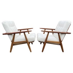 Pair of Oak and Teak Cigar Chairs Model Ge240 by Hans J. Wegner for GETAMA