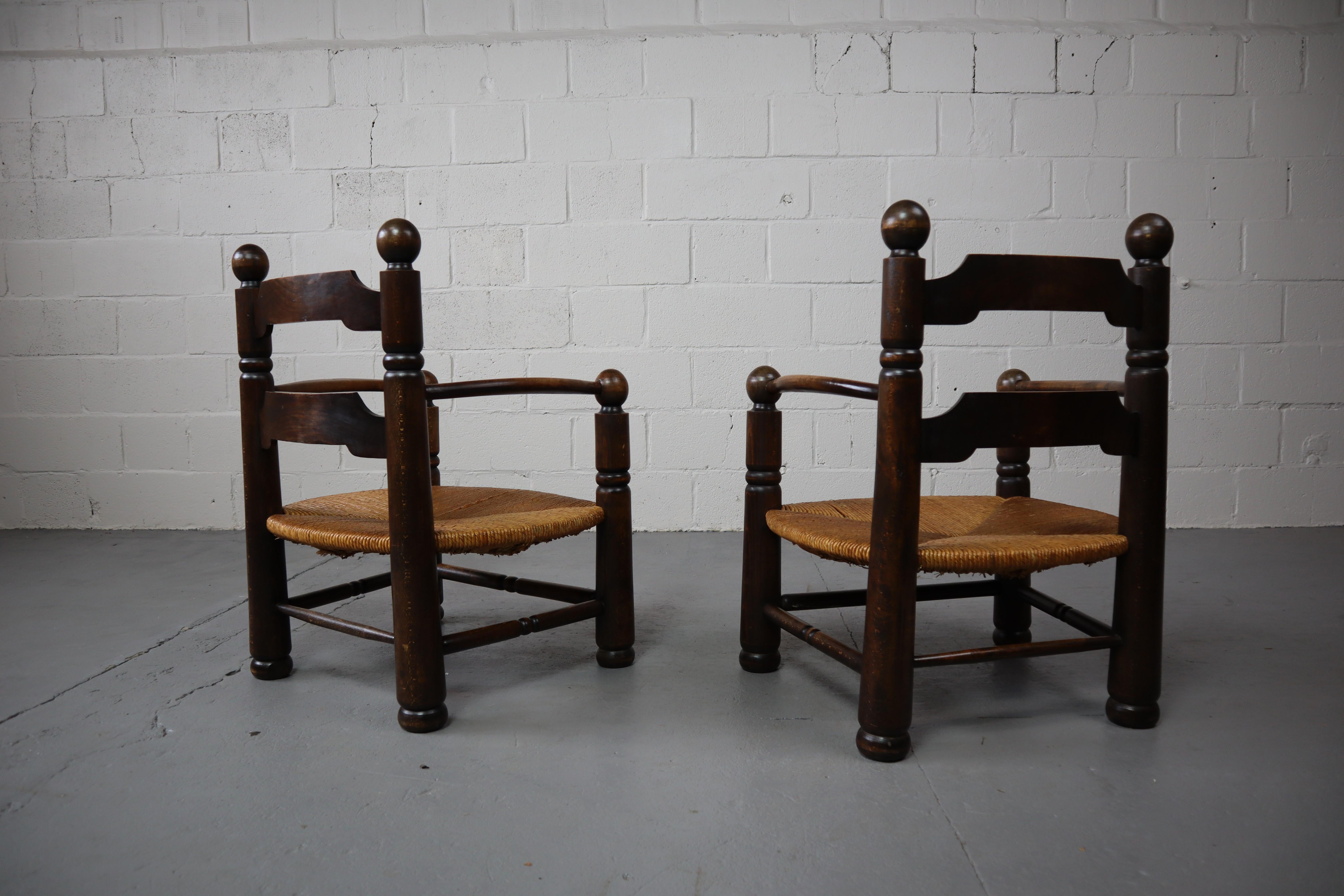 Pair of oak armchairs by Charles Dudouyt, 1940's In Good Condition For Sale In Langemark-Poelkapelle, BE