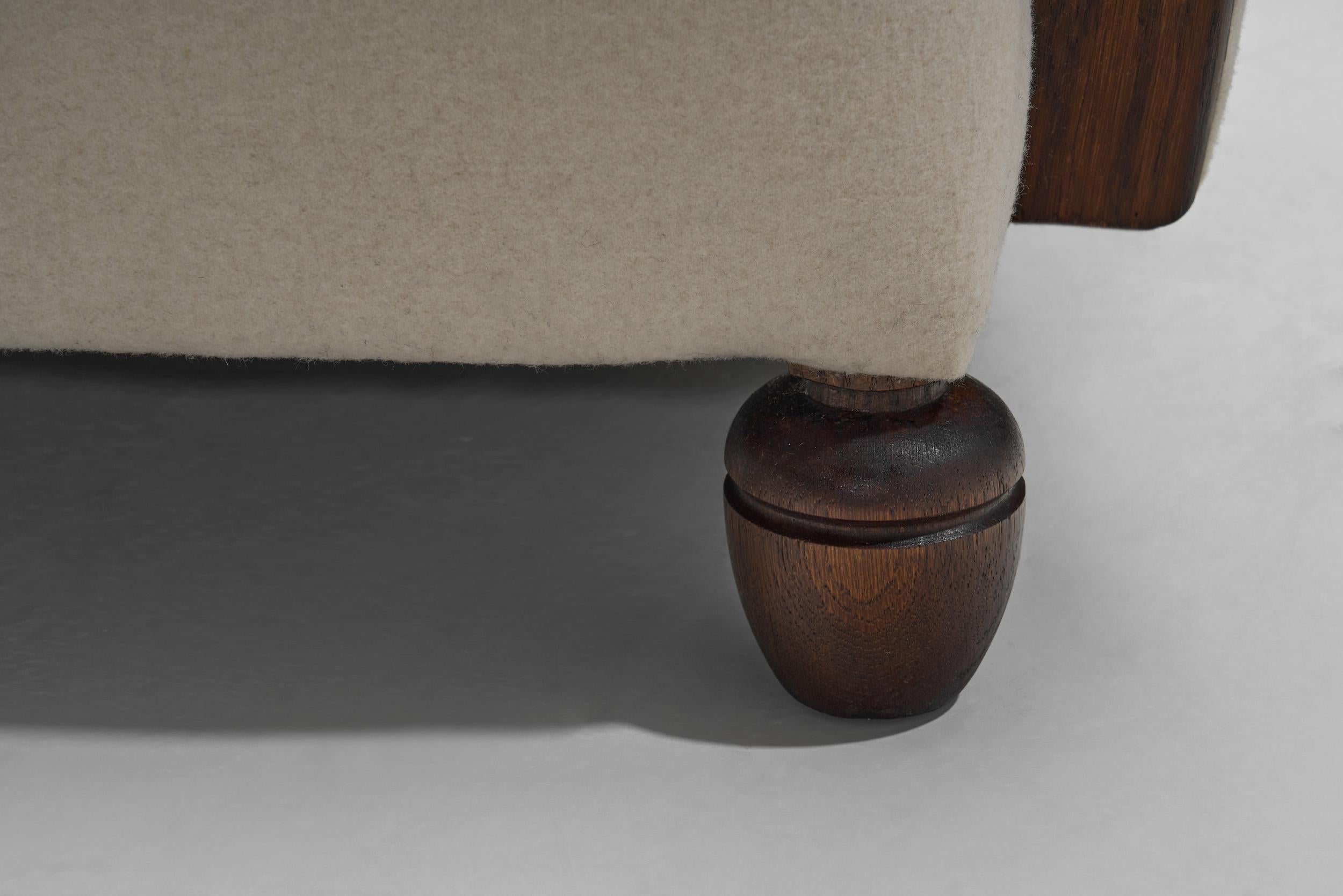 Pair of Oak Art Deco Armchairs, Europe ca 1930s For Sale 8