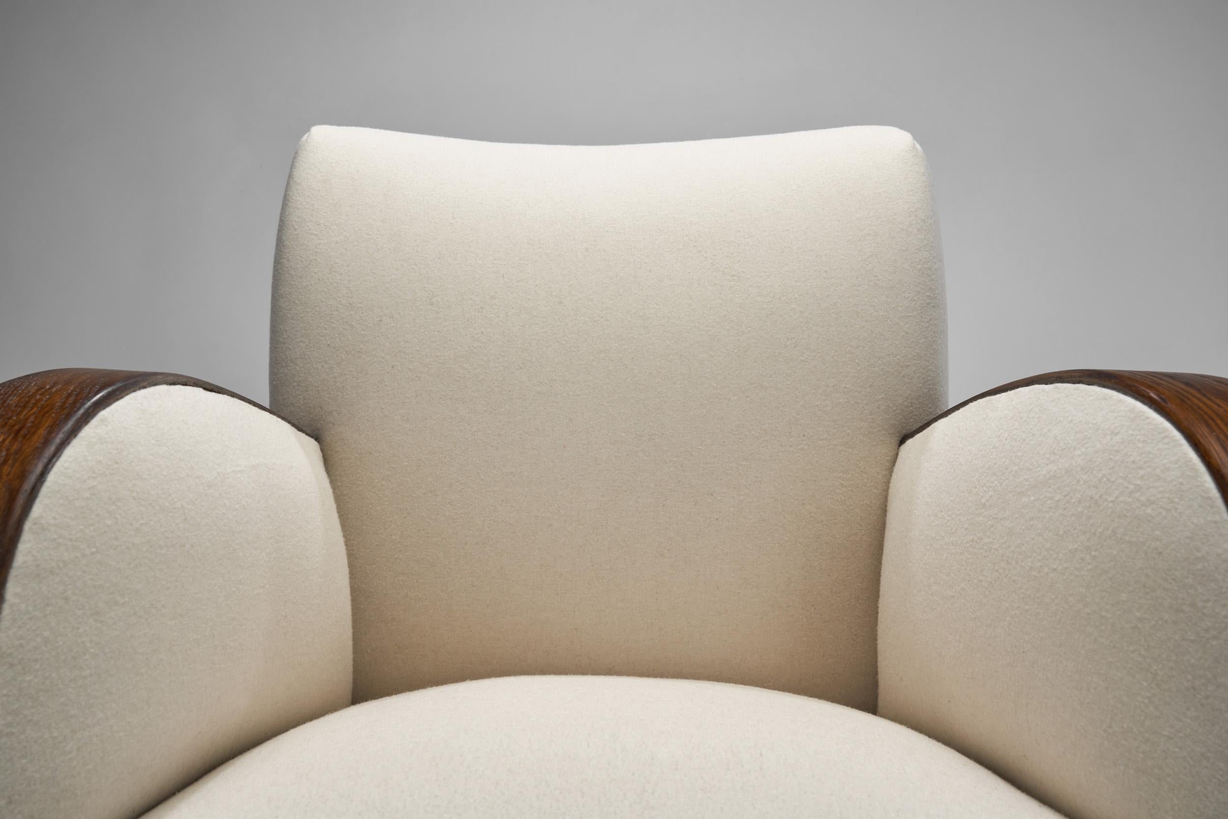 Pair of Oak Art Deco Armchairs, Europe ca 1930s For Sale 2