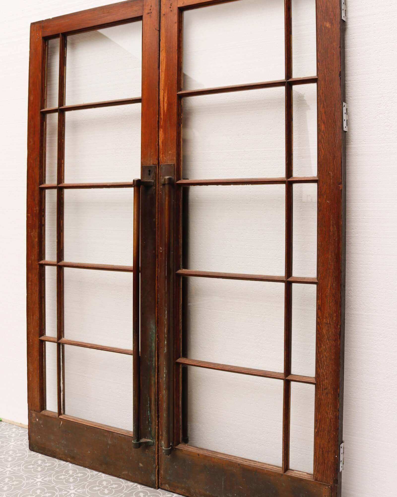 Pair of Oak Art Deco Interior Glazed Doors In Fair Condition For Sale In Wormelow, Herefordshire