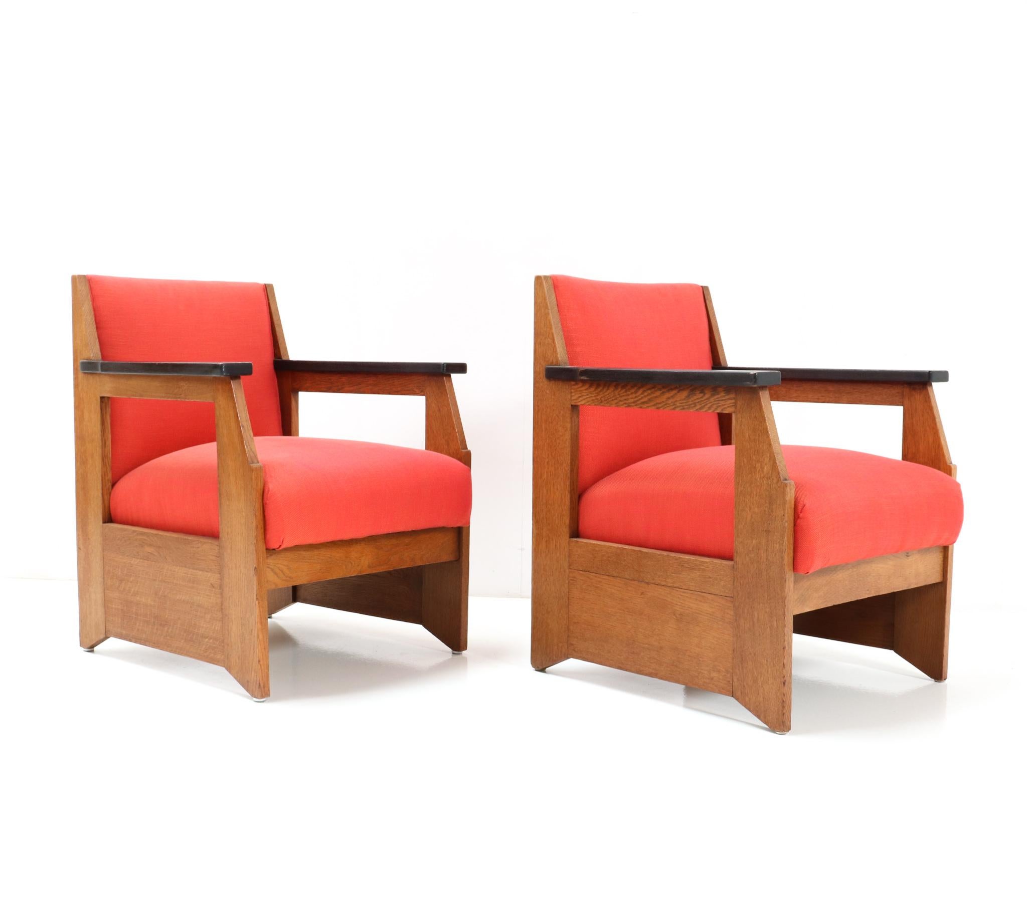 Dutch Pair of Oak Art Deco Modernist Easy Chairs by Hendrik Wouda for Pander, 1924 For Sale